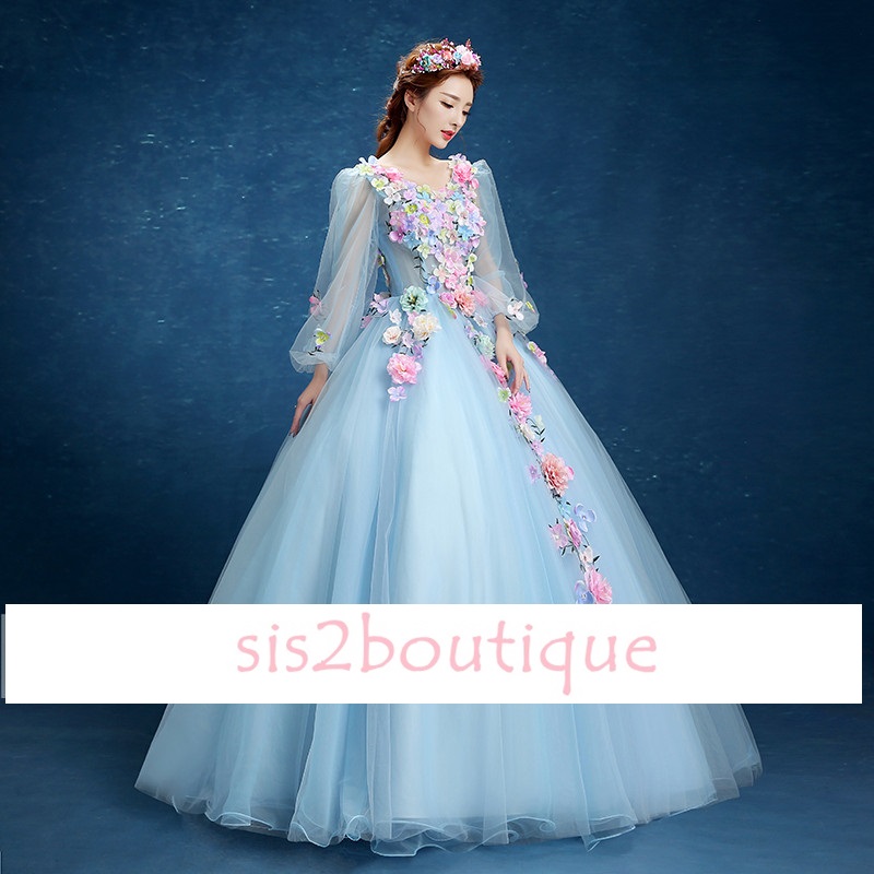 Pro-order ชุดราตรี ชุดแฟนซียาว แขนยาว คอวี ผ้าแก้ว แต่งดอกไม้แฮนด์เมด สไตล์เจ้าหญิง กระโปรงพองสวย เชือกผูกหลัง สวยหรู