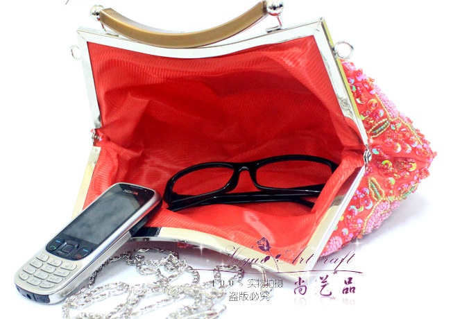 Pre-order กระเป๋าออกงาน Evening Clutch ทรงสวย แต่งลูกไม้ ลายดอกไม้ ปักเลื่อม