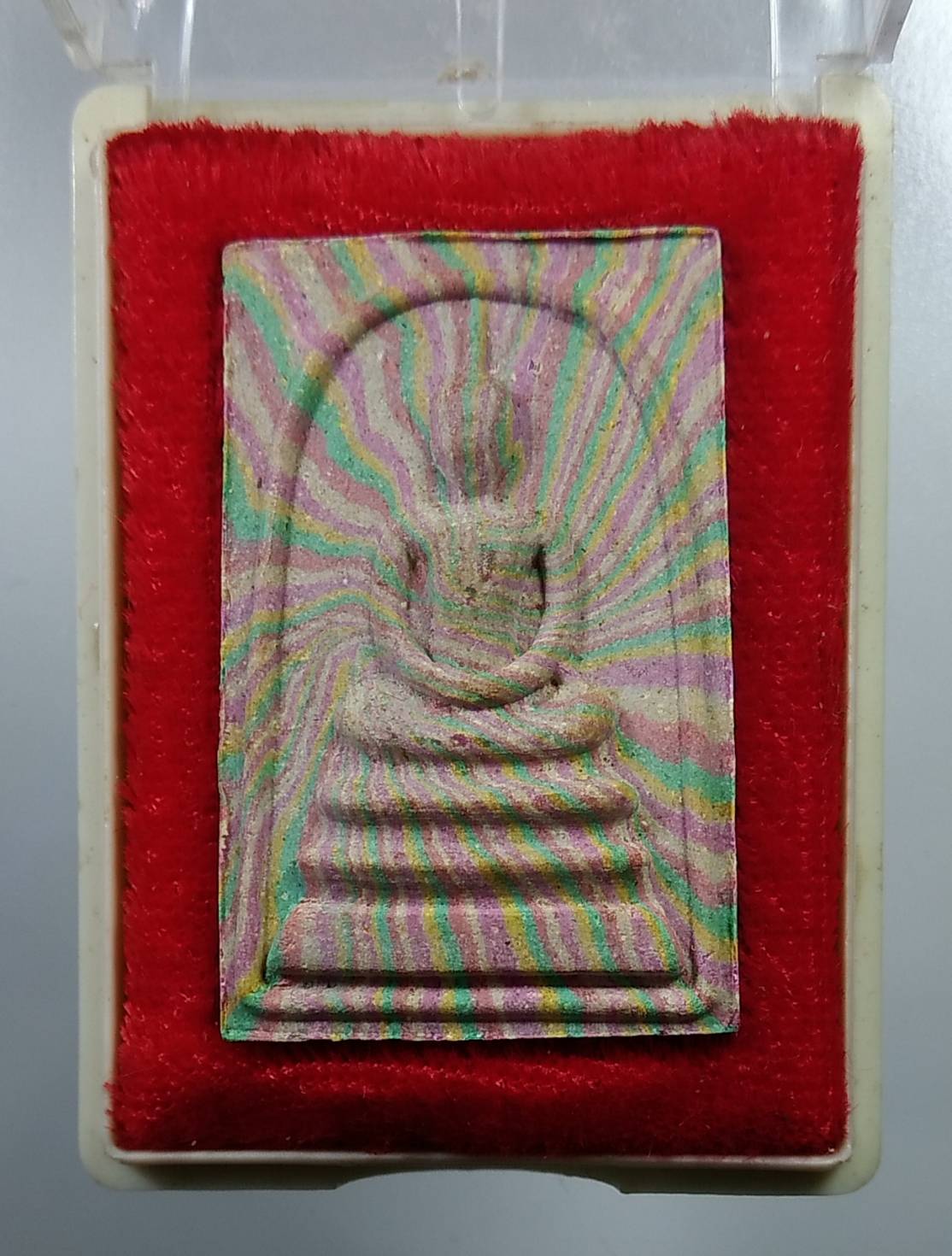 ก142 พระสมเด็จสายรุ้ง 100 ปี หลวงปู่บุดดา ถาวโร วัดกลางชูศรีเจริญสุข จ.สิงห์บุรี