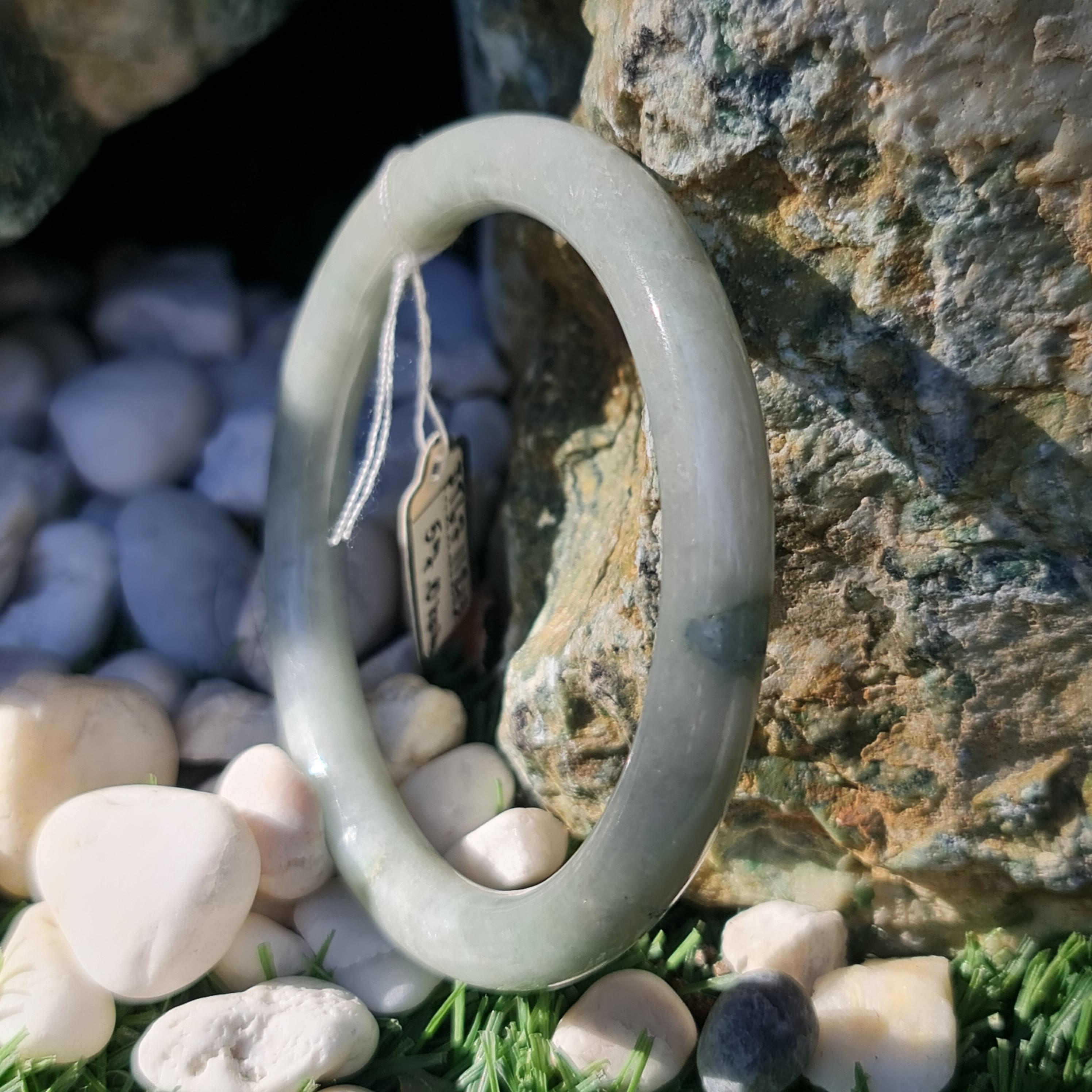 JB6711213 หยก พม่า แท้ Jade กำไลหยก 57.0 มม. (Jadeite bracelet) พม่า (Myanmar)