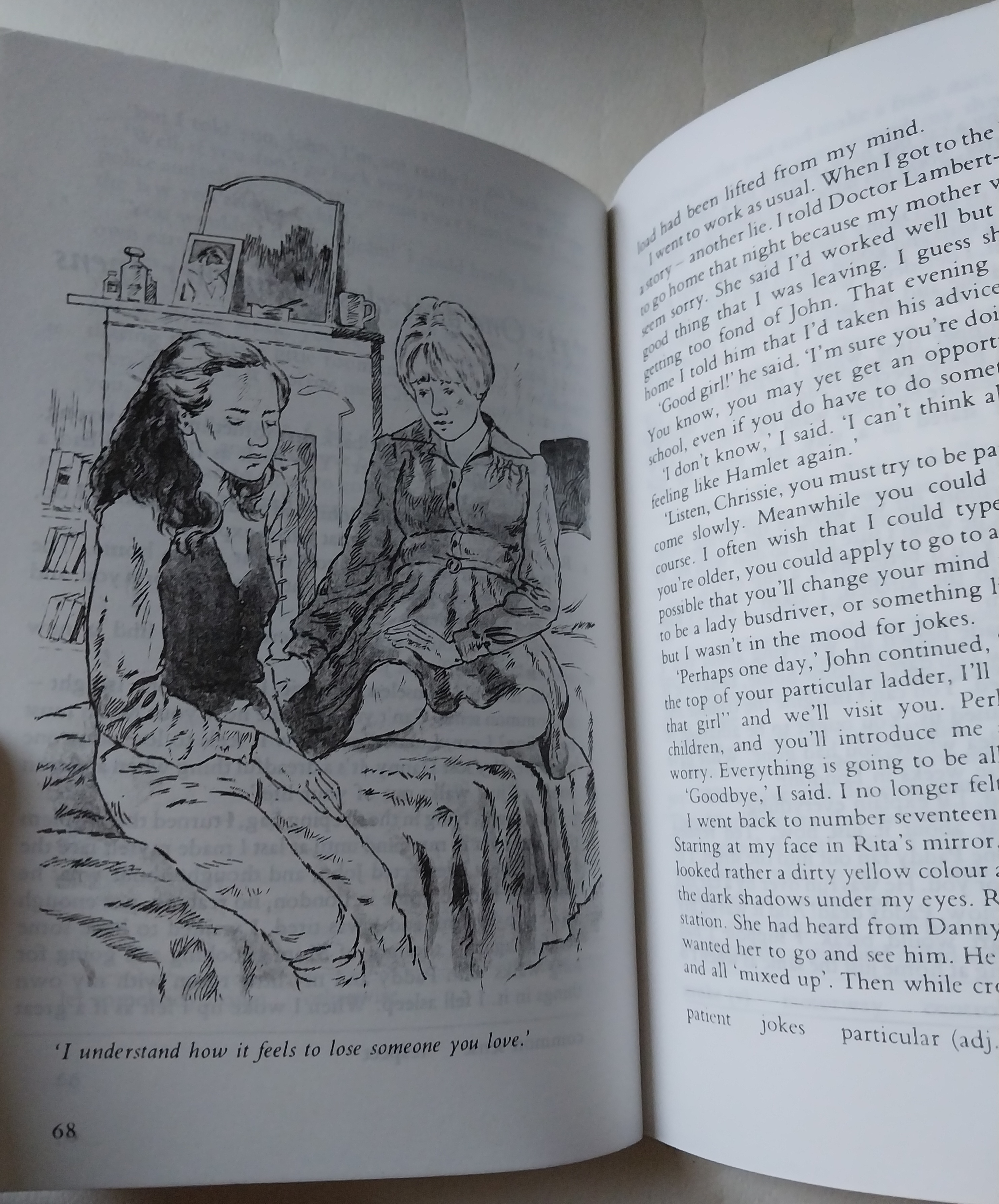 มีหลายภาพ,*มีรอยบ้างตามภาพ,หนังสือภาษาอังกฤษอ่านนอกเวลาภาพสวย #Chrissie โดย GEORGIANA MELROSE Published byTHE MACMILLAN PRESS LIMITED London and Basingstoke Companies and representatives throughout the world ISBN O 333 2S422 8