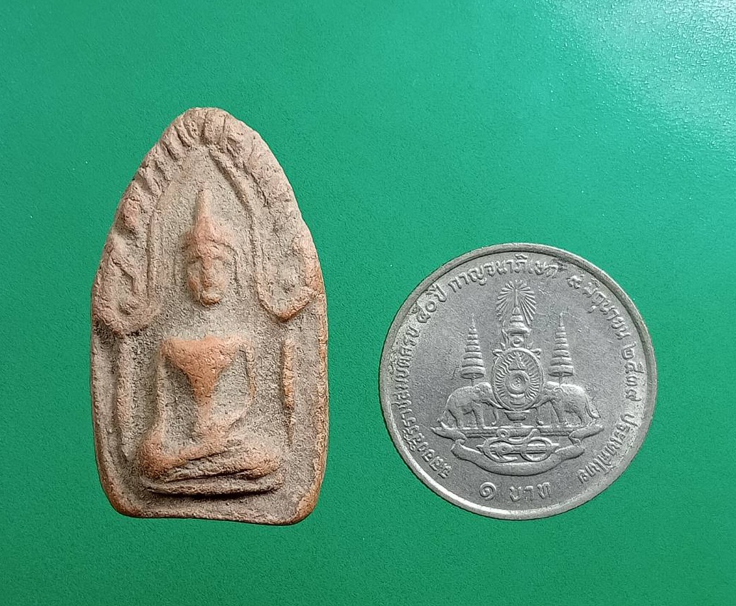 ผ2992 พระขุนแผน เนื้อดิน ไม่ทราบที่ครับ