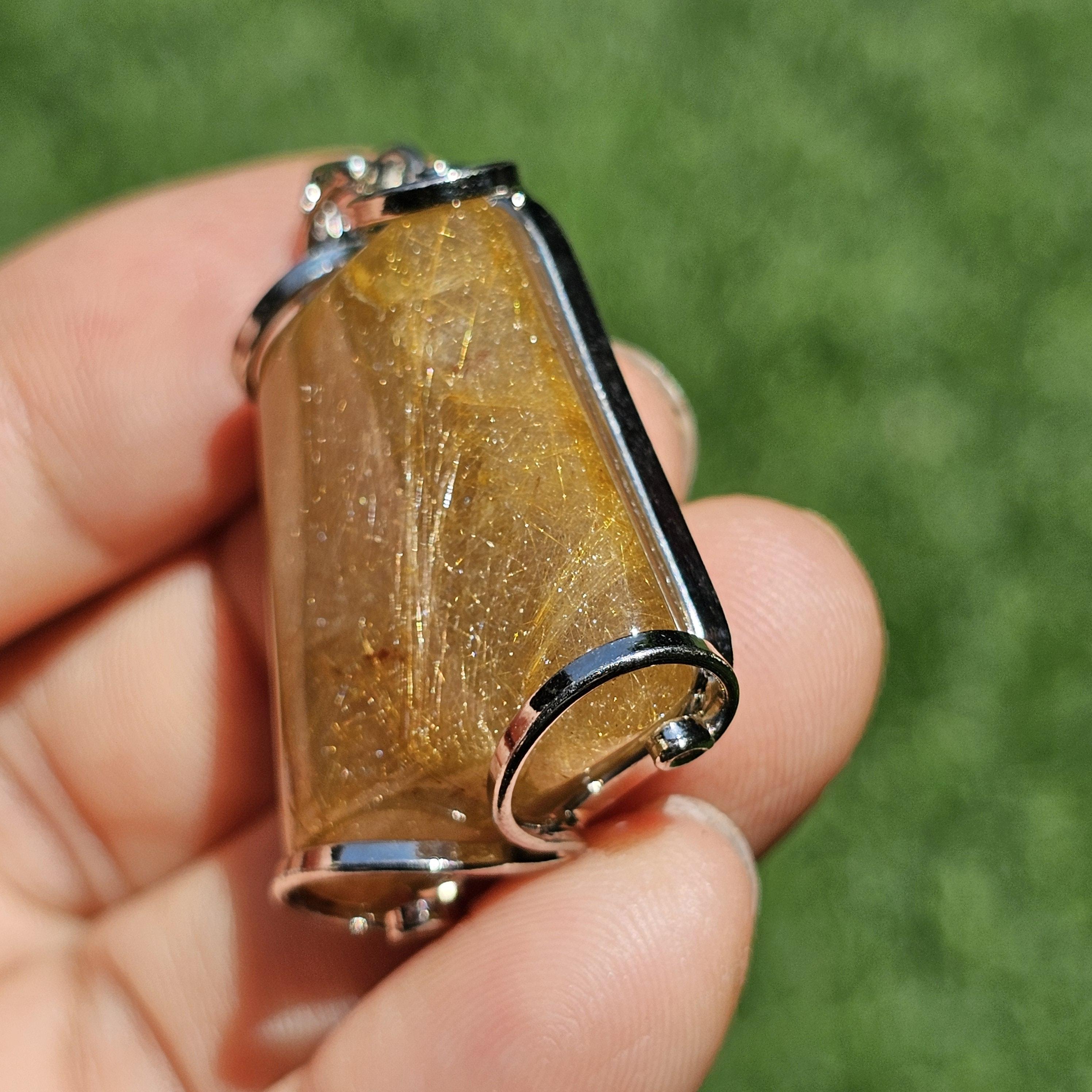 จี้ไหมทอง (Golden Rutilated Quartz) 65.25 กะรัต Cts. พลอยแท้ อัญมณีมงคลประจําวันเกิด เครื่องประดับพลอย