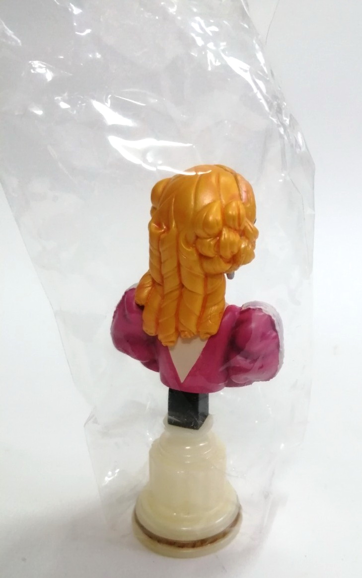 บัซครึ่งตัว แคแรคเตอร์ จาก กุหลาบแวร์ซาย์ ตัวมารีอังตัวเนต ทำสีสำเร็จ พร้อมการ์ด งานของ FURUTA สวยงามเก่าเก็บ