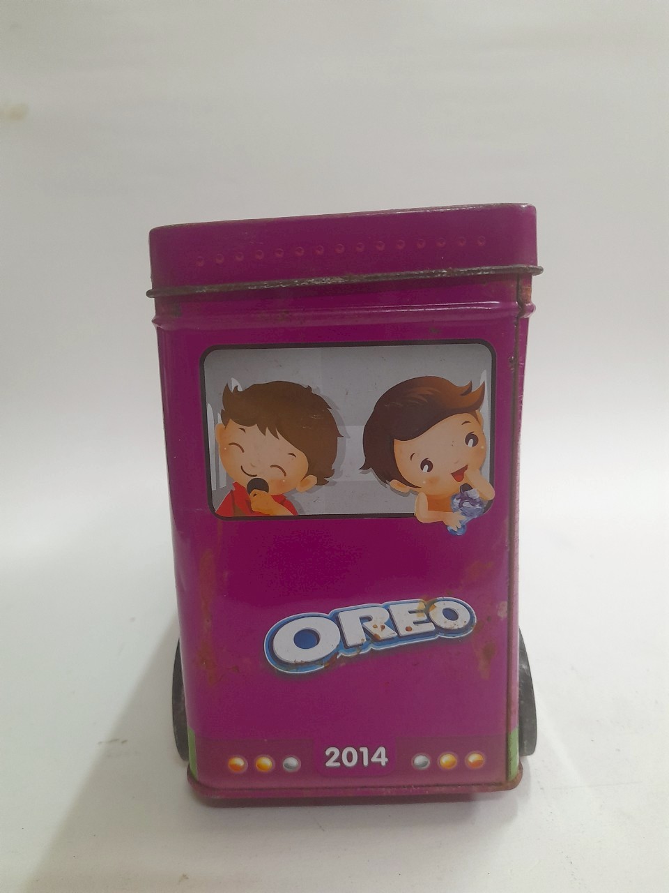 มีหลายภาพ รถบรรทุก งานโลหะ สังกะสี พรีเมี่ยมจากขนมโอริโอ้ **มีสนิมบ้าง ตามภาพ