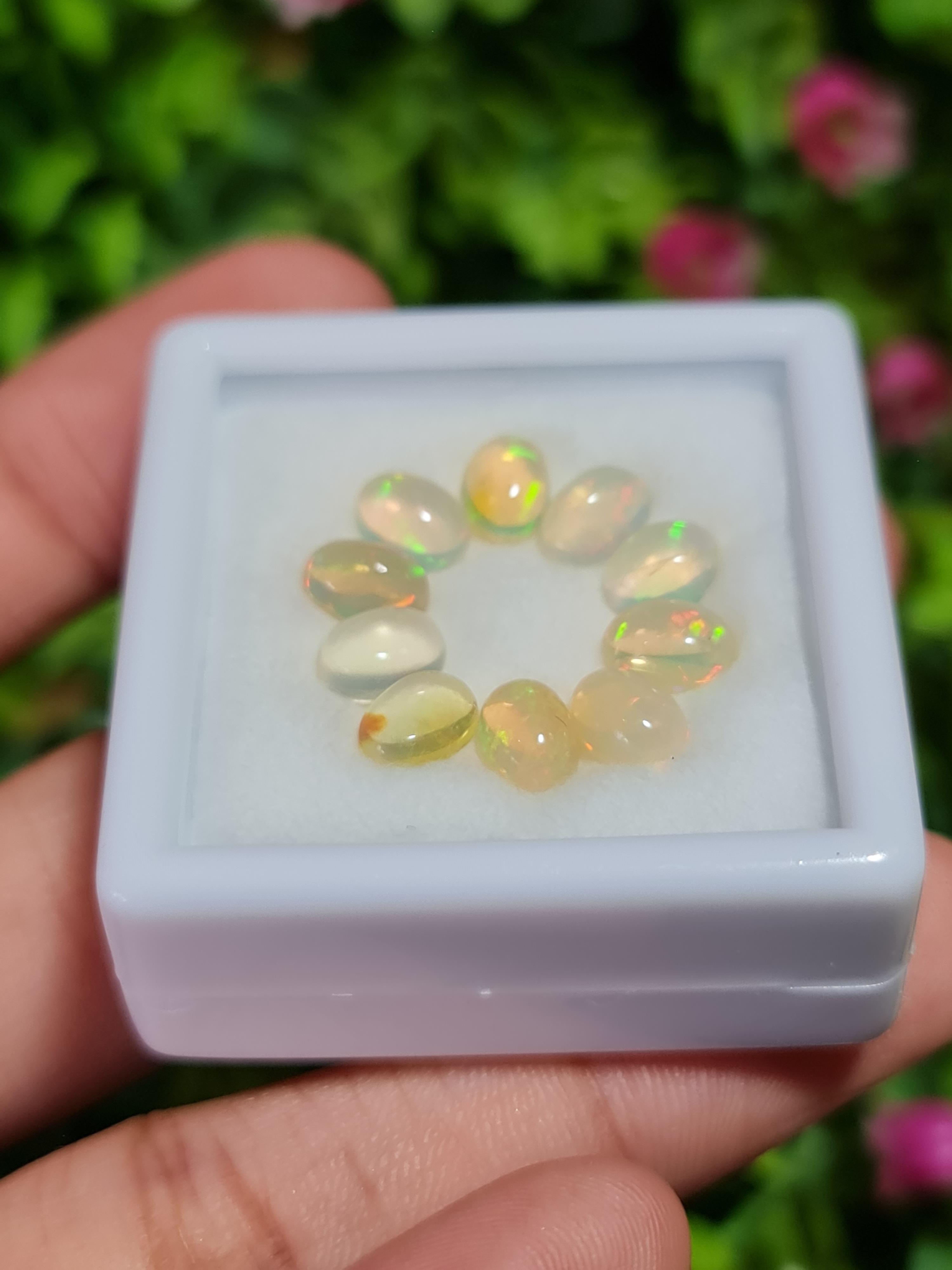 พลอย โอปอล Opal 6.58 กะรัต (Cts.) 10 เม็ด (Pcs.) พลอยแท้ อัญมณีมงคลประจําวันเกิด เครื่องประดับพลอย