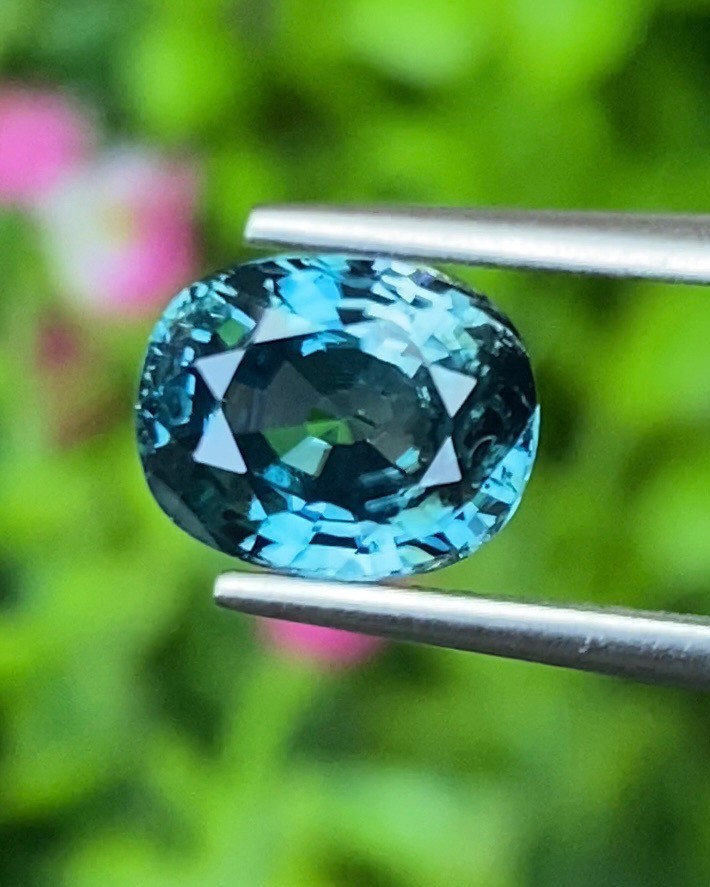 พลอย เพทาย (Zircon) 3.24 กะรัต (Cts.) พลอยแท้ อัญมณีมงคลประจําวันเกิด เครื่องประดับพลอย