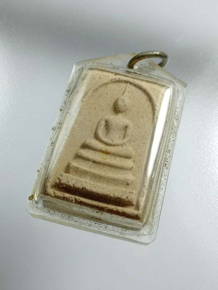 ผ2880 พระสมเด็จคะแนน หลังยันต์ ปลัดขิก ไม่ทราบที่ครับ