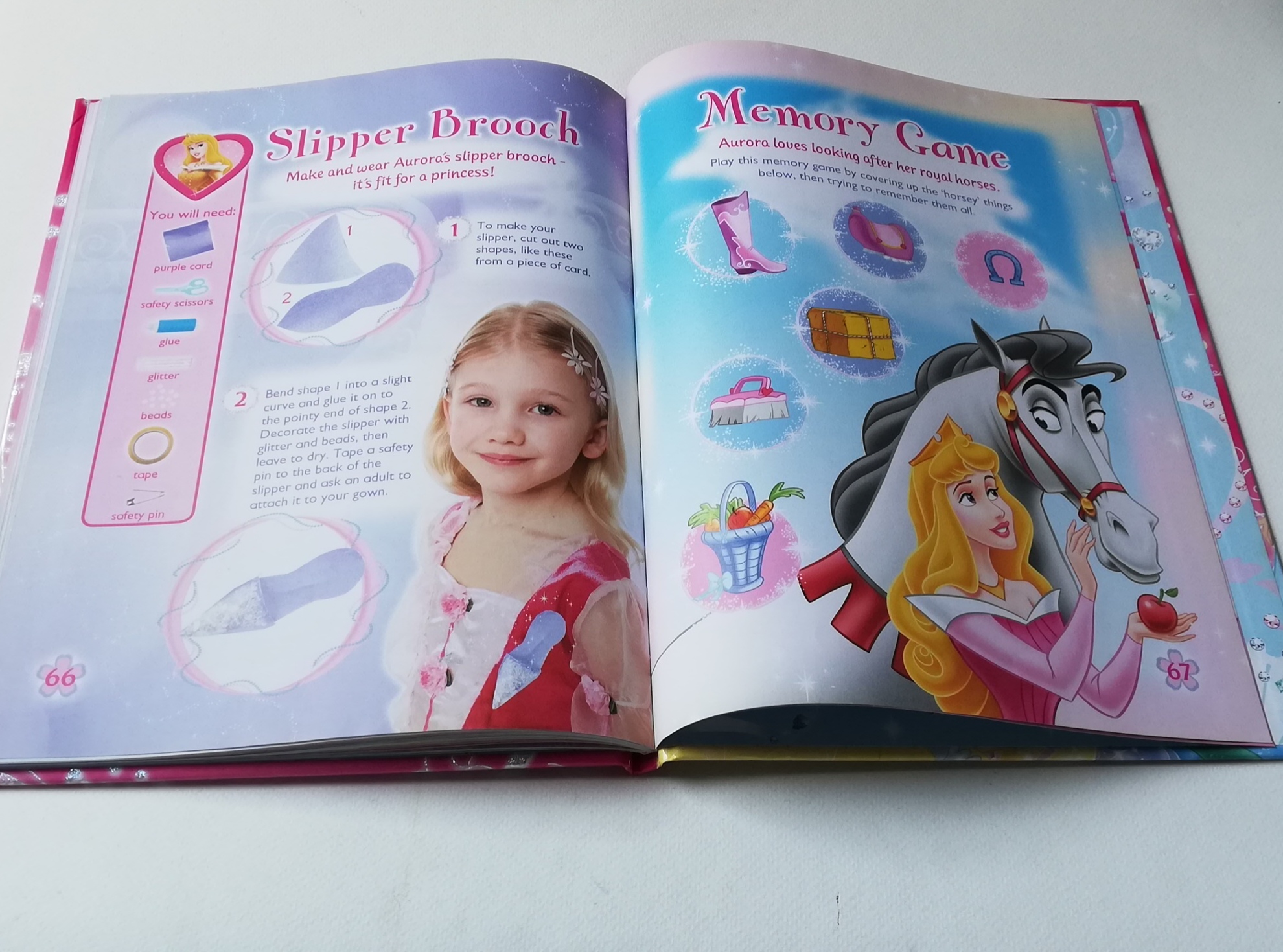 มีหลายภาพ,หนังสือภาพสวย เล่มใหญ่ ปกแข็ง นิทานและเกมส์ เจ้าหญิงดิสนีย์ ภาษาอังกฤษ Disney Princess Annual 2010 :- สโนไวท์ ออโรร่า ซินเดอเรลล่า แอเรียล แบลล์ และ จัสมิน จาก อลาดิน