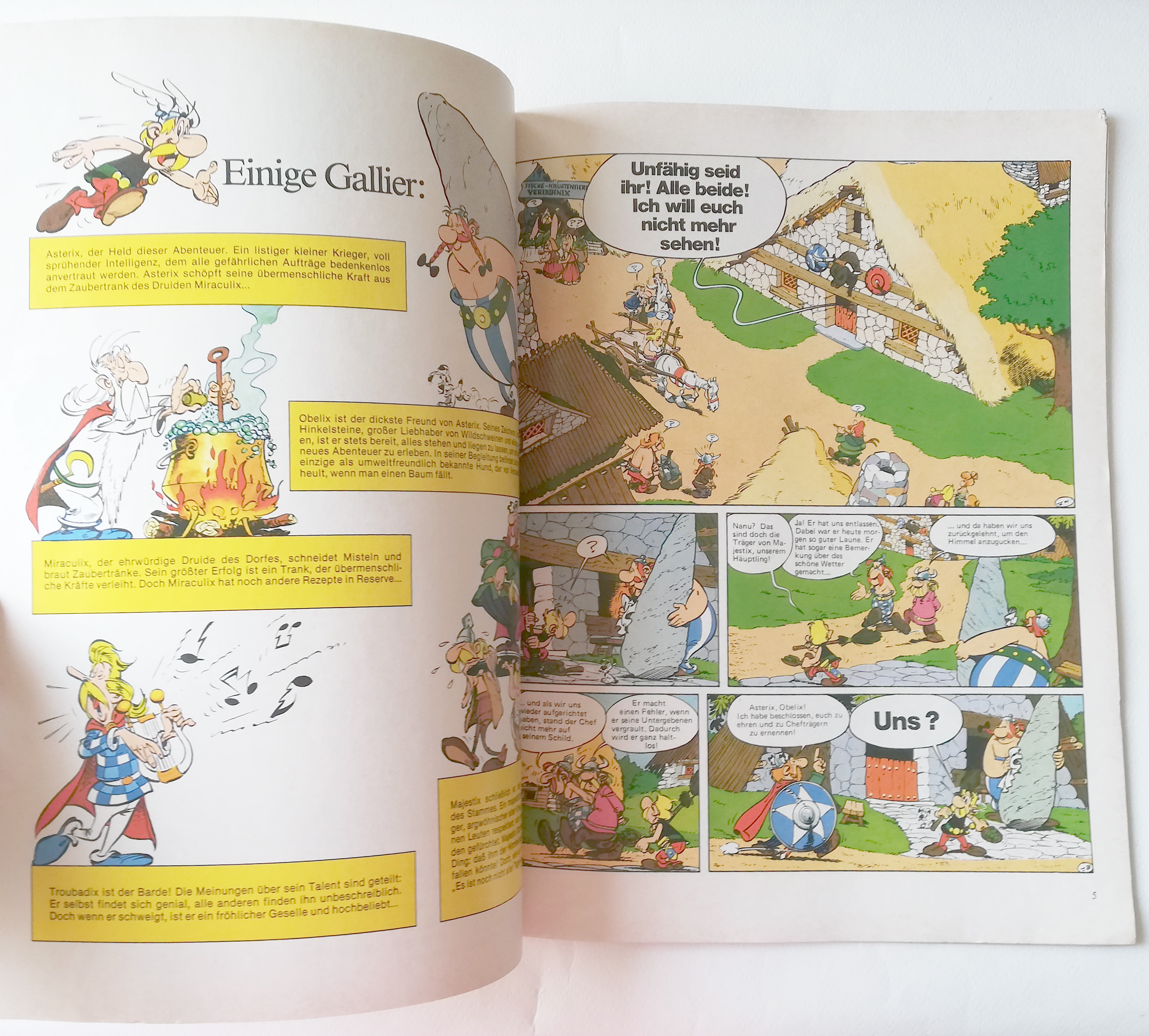 หนังสือการ์ตูนภาษาเยอรมัน หนังสือการ์ตูนภาษาเยอรมัน Dargaud prasentiert: GROSSER ASTERIX-BAND XV Asterix DM - Streitum ZEICHNUNGEN: UDERZO TE FA Jelta DELTA VERLAG GMBH STUTTGART EHAPA VERLAG GMBH STUTTGART WERTREE