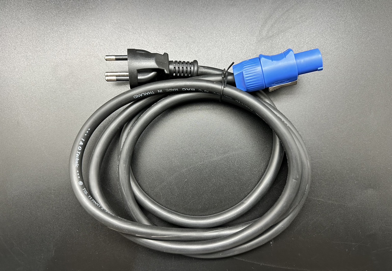 สายไฟVCT มีปลั๊ก พร้อมหัวสเปคคอน 20a ยาว 2 เมตร