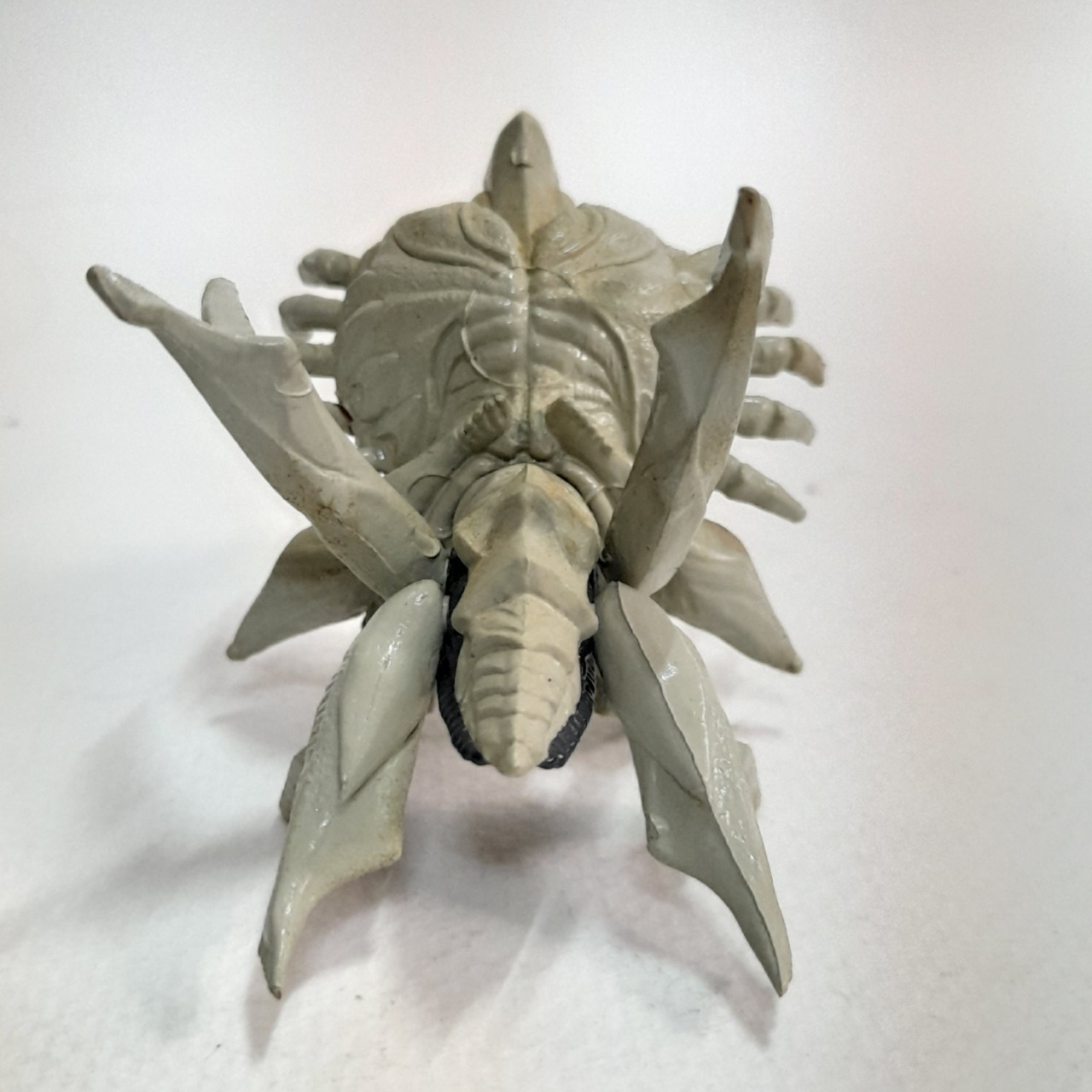 มีหลายภาพ,กาชาปอง 3 นิ้ว ขนาดตามรูป สัตว์ประหลาด ลีเจี้ยน จาก กาเมร่า มือสองสภาพดี หายากไม่พบบ่อย