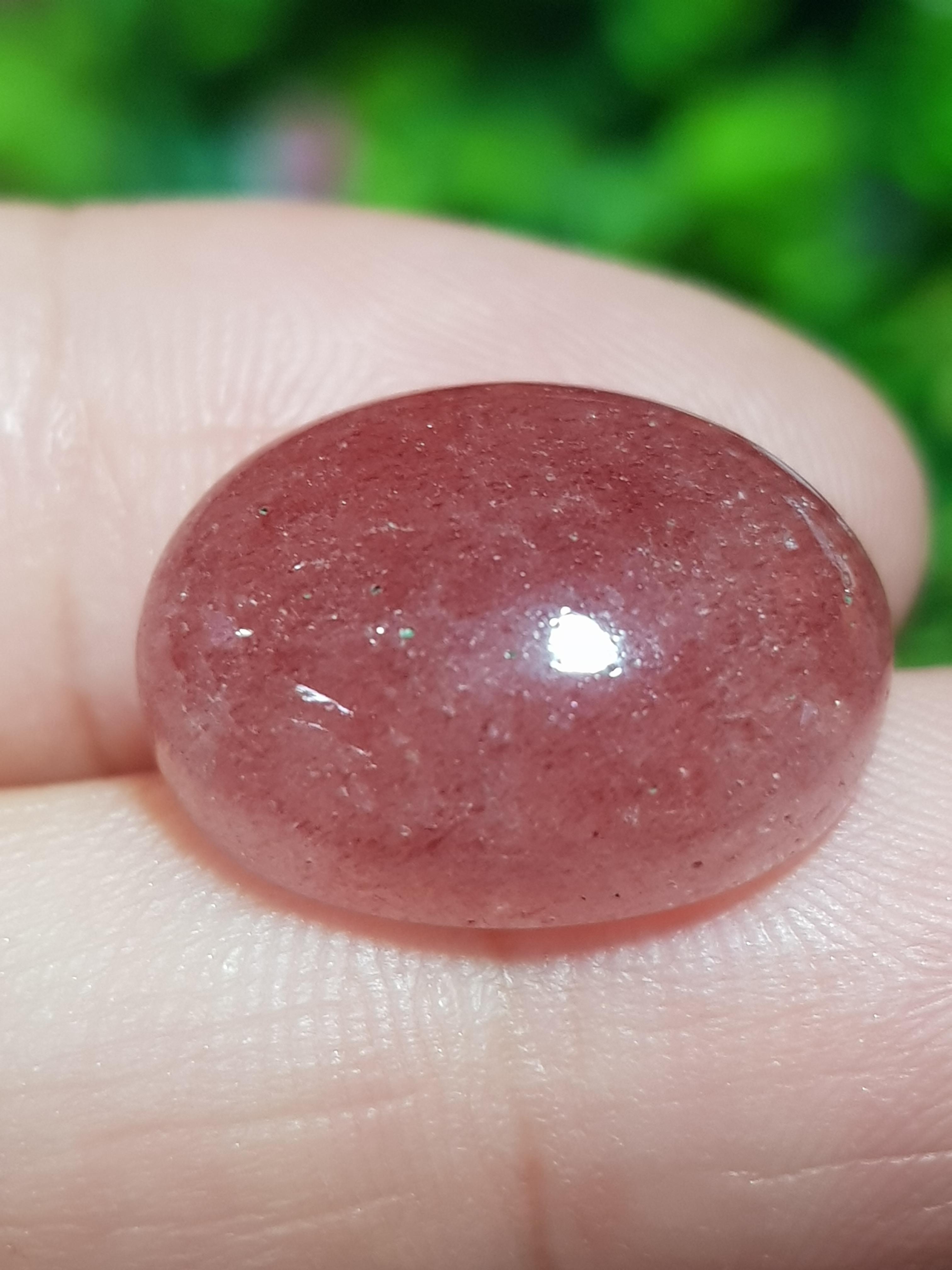 พลอย สตอเบอรี่ ควอตซ์ Strawberry Quartz 16.58 กะรัต (Cts.) พลอยแท้ อัญมณีมงคลประจําวันเกิด เครื่องประดับพลอย