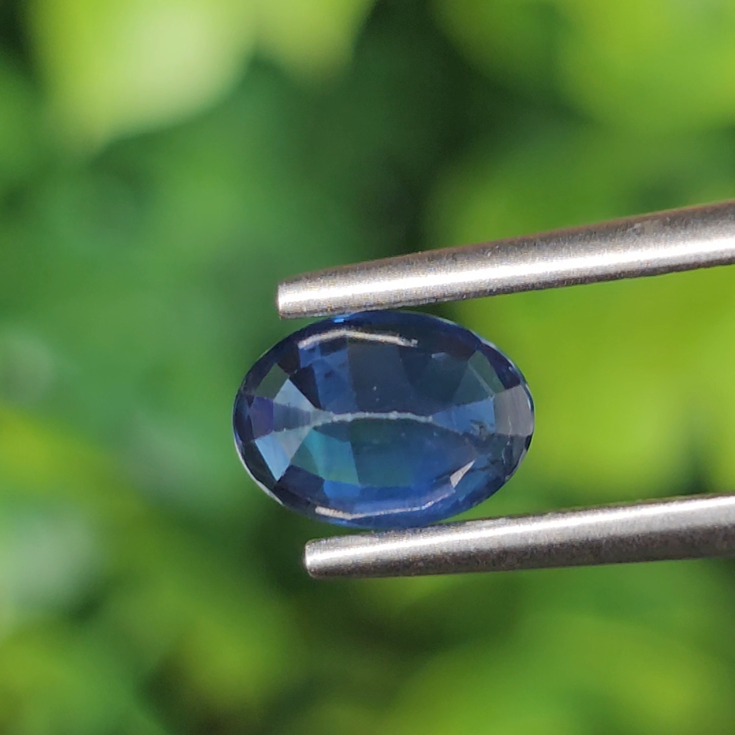 พลอย ไพลิน Blue Sapphire 1.20 กะรัต (Cts.) พลอยแท้ อัญมณีมงคลประจําวันเกิด เครื่องประดับพลอย