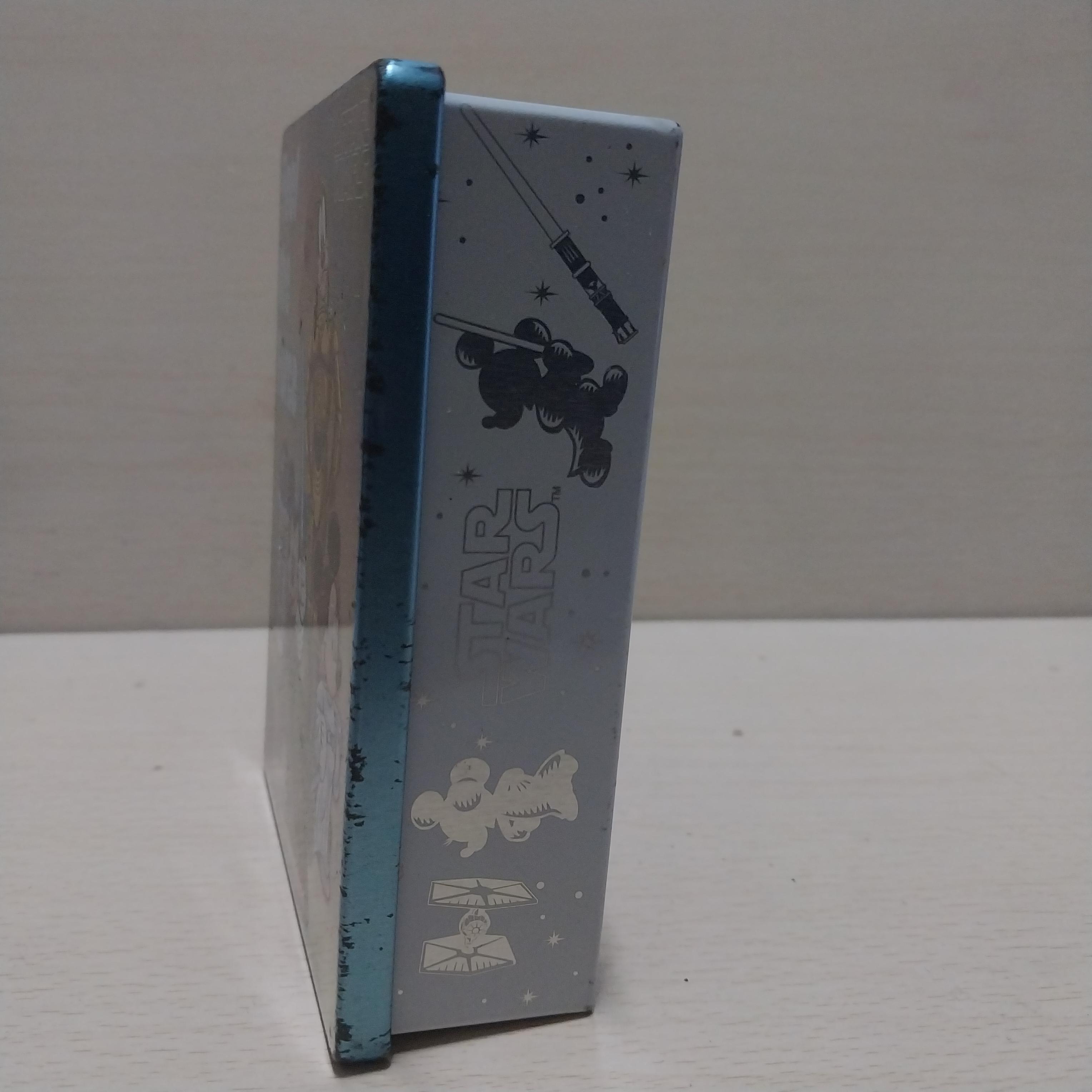 มีหลายภาพ มีรอยบ้าง ตามภาพ, กล่องโลหะลายสตาร์วอร์ ขนาดตามภาพ Star Wars Feel the Force ,Tokyo Disneyland