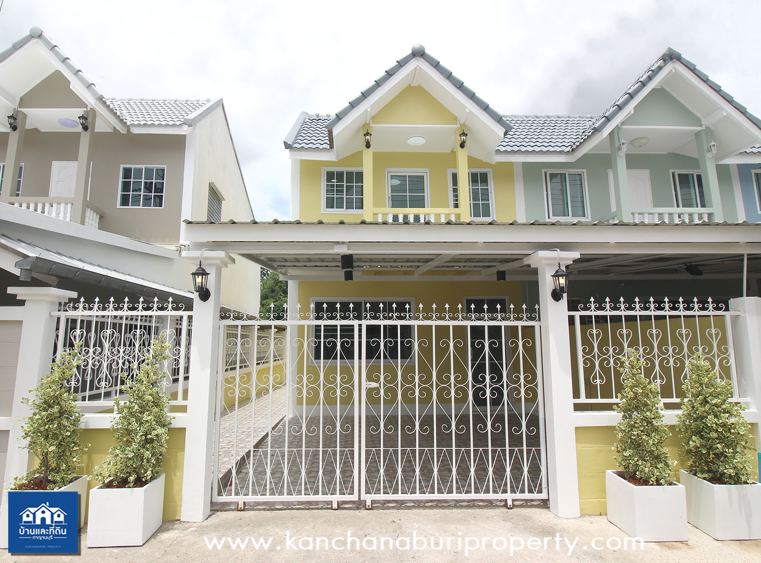 ทาวเฮ้าส์สองชั้นหลังริมใกล้โรบินสัน