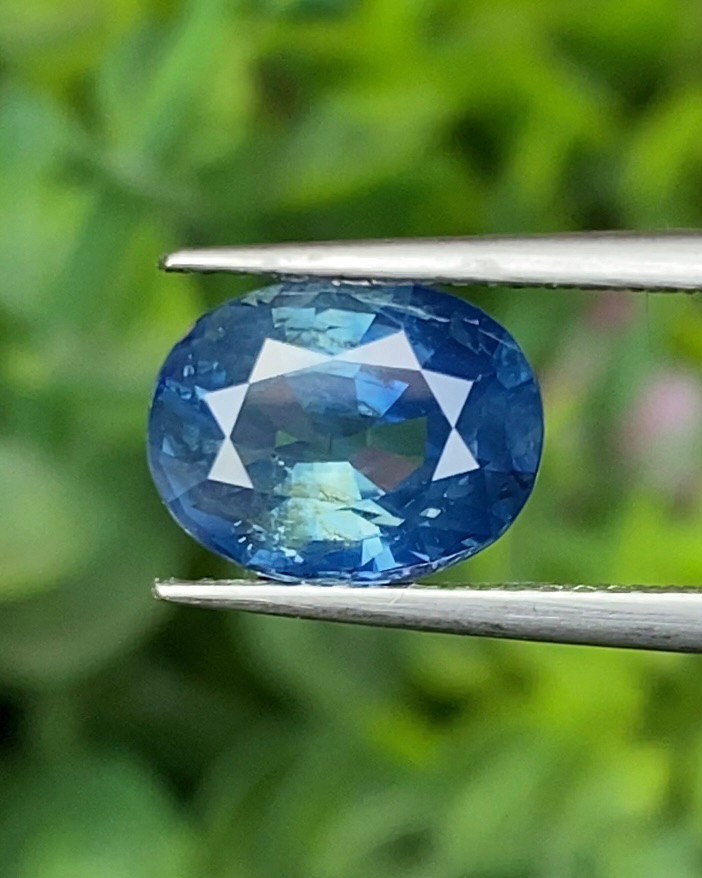 พลอย ไพลิน blue sapphire 3.02 กะรัต (Cts.) ดิบ unheated พลอยแท้ อัญมณีมงคลประจําวันเกิด เครื่องประดับพลอย
