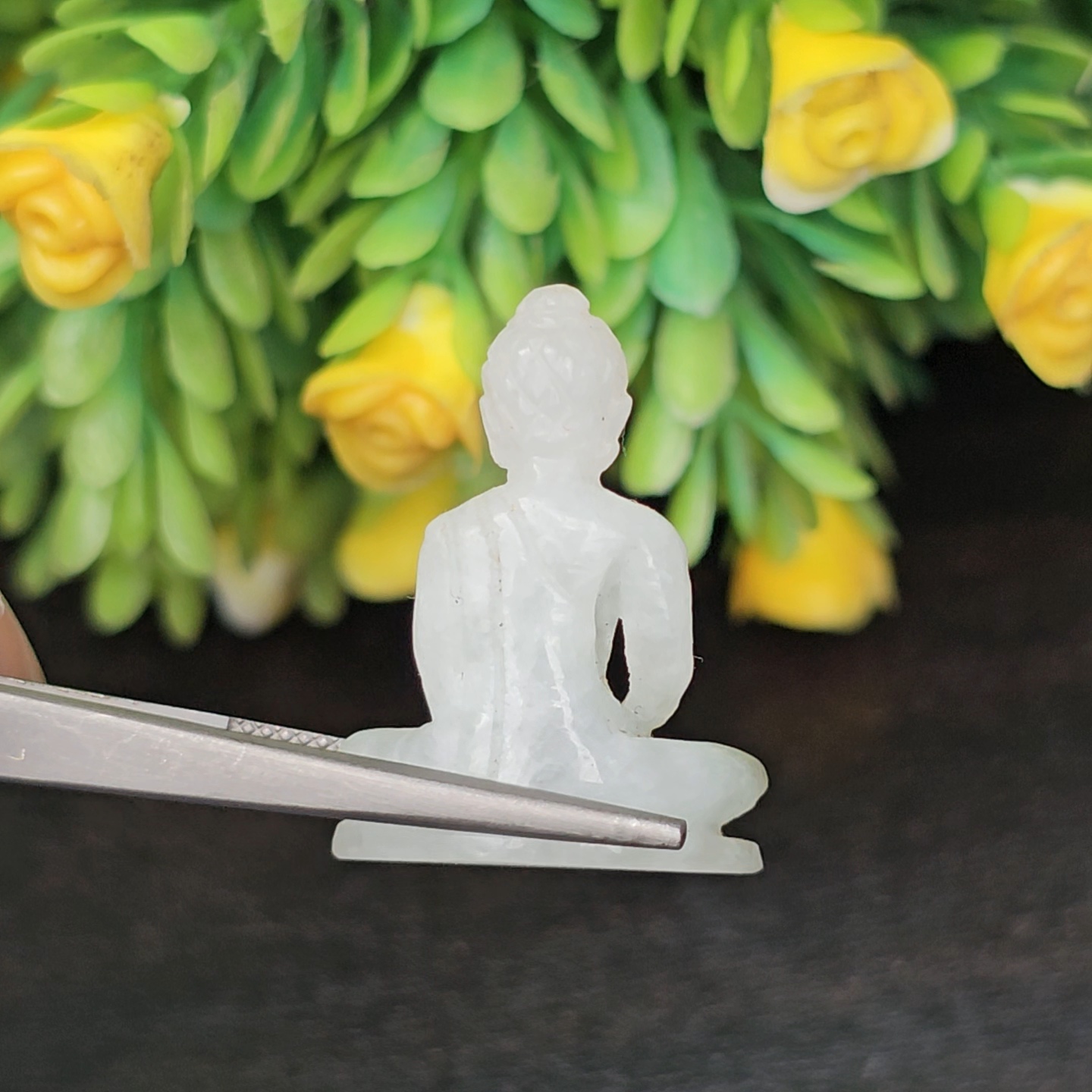 หยก แกะสลัก รูป พระ (Burmese jadeite) 19.30 กะรัต (cts.) หยก พม่า แท้