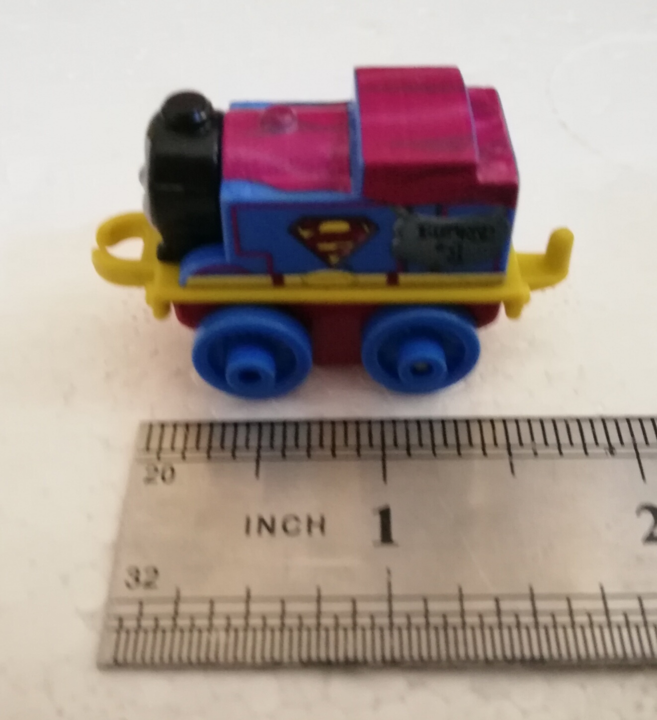 โมเดลรถเหล็กคันเล็ก โธมัส พิมพ์ลายโลโก้ ซุปเปอร์แมน ขนาดตามภาพ Die cast car, Thomas-Superman, ไม่มีแพ็ค โปรดตรวจสอบทุกภาพ