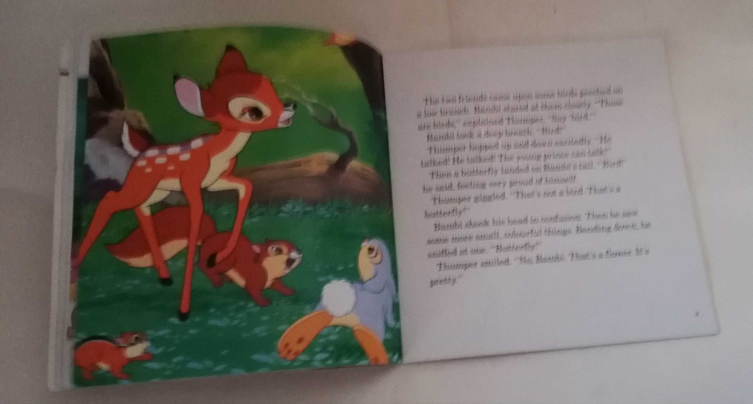 หนังสือนิทานภาษาอังกฤษจาก Disney แบมบี้ Bambi เล่มเล็ก ขนาด ประมาณ 7*7นิ้ว (เฉพาะหนังสือ ไม่มีเทปคลาสเซ็ท)