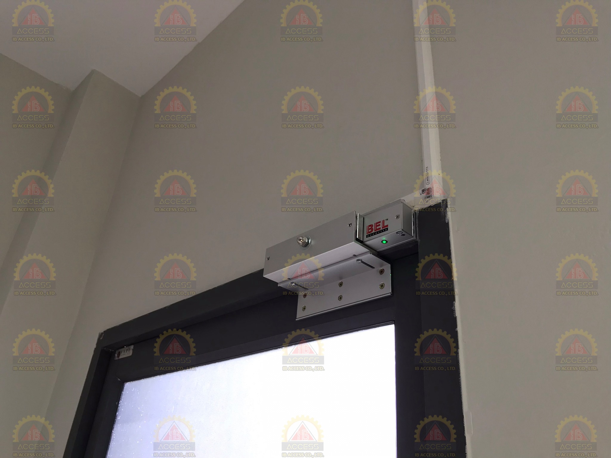 Magnetic Lock 600 lbs. ยี่ห้อ BEL รุ่น 600LED พร้อม LZ Bracket