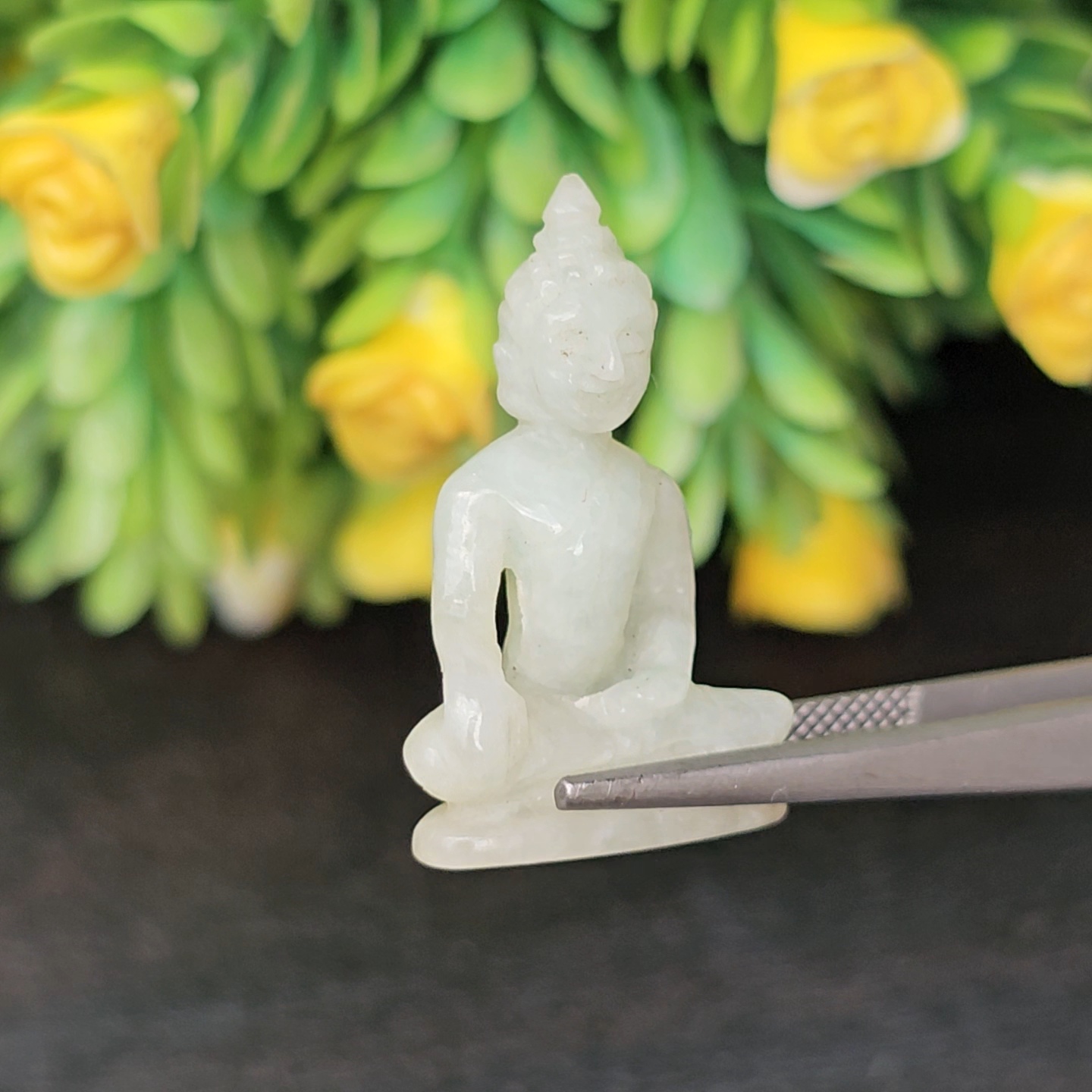 หยก แกะสลัก รูป พระ (Burmese jadeite) 16.84 กะรัต (cts.) หยก พม่า แท้