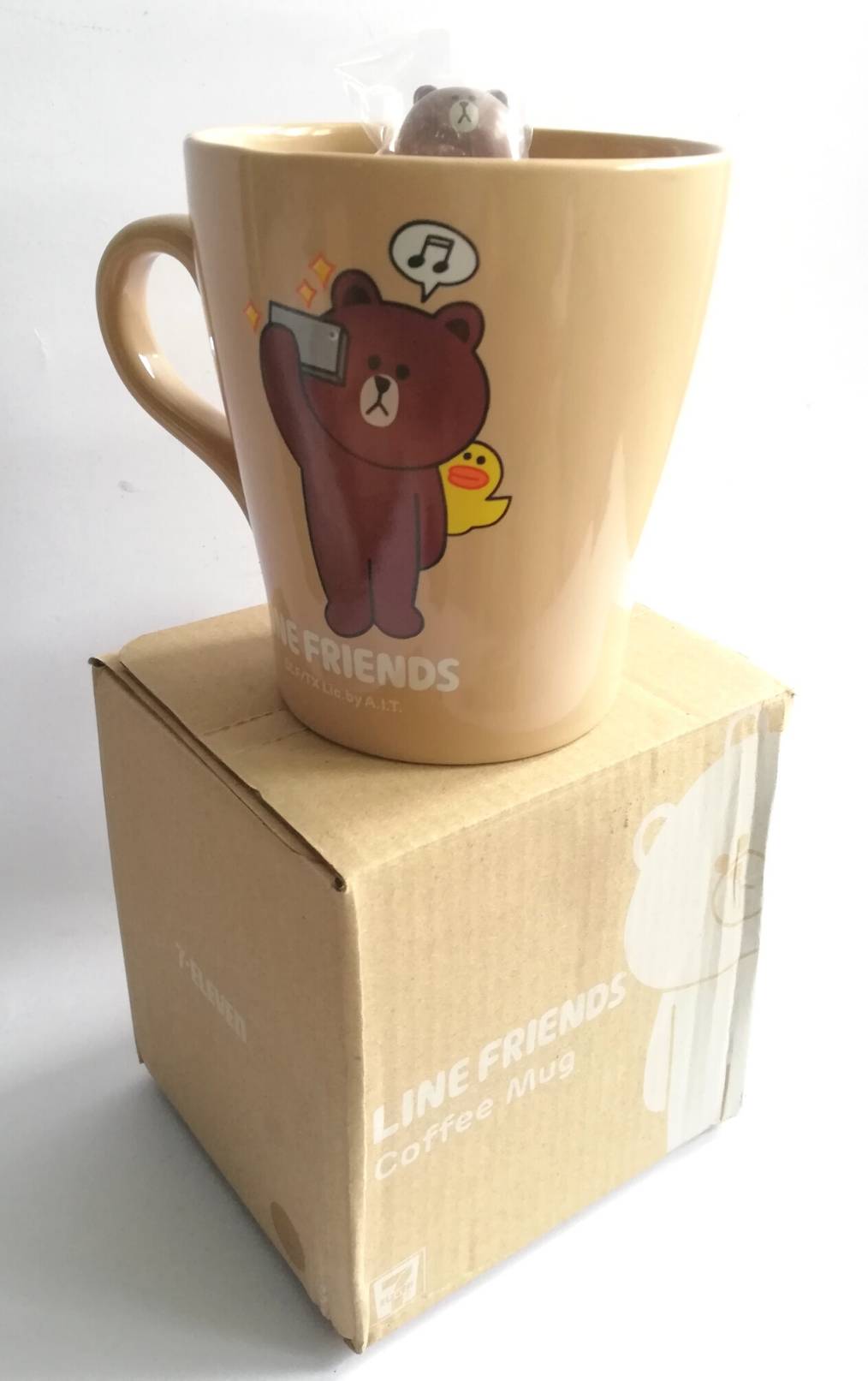 แก้วมักเซรามิกสีน้ำตาล ลายตุ๊กตาไลน์ หมีบราวน์ ,Brown,Line Friends, พร้อมช้อนหัวบราวน์ และกล่อง ของสะสมจาก7-11