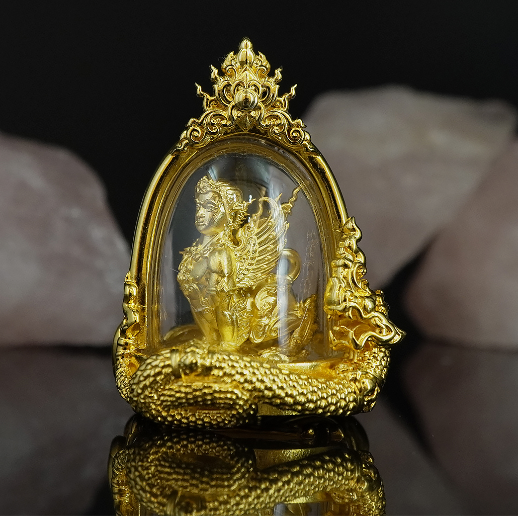 พญาปุริสาทพร้อมเลี่ยมกรอบนาคราช รหัส 3.3 เนื้อบรอนซ์ชุบทอง เลี่ยมเข้ากรอบเนื้อบรอนซ์ชุบทองไมครอน