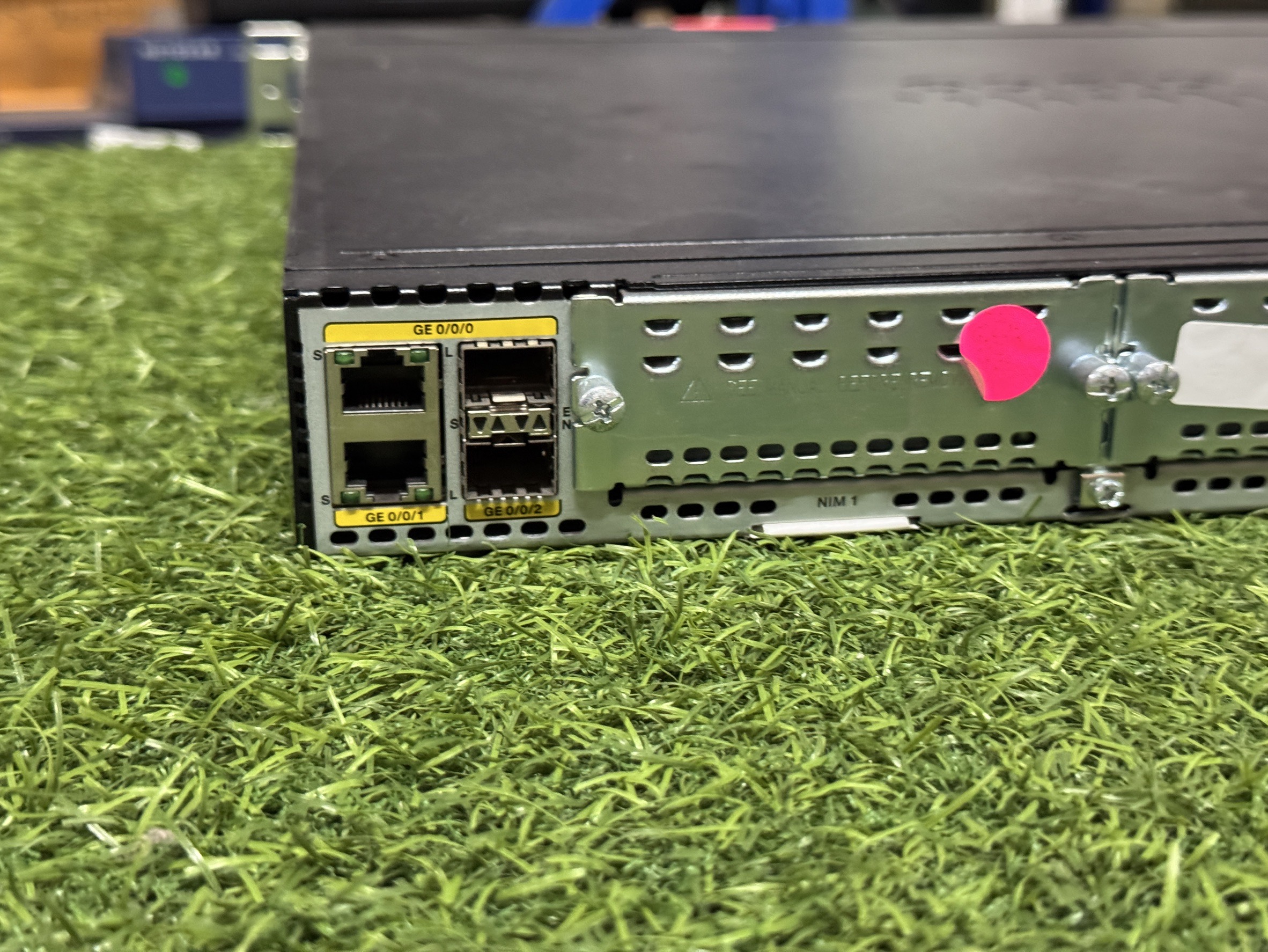 Cisco 4300 Series Integrated Services Routers มี 40 ตัว