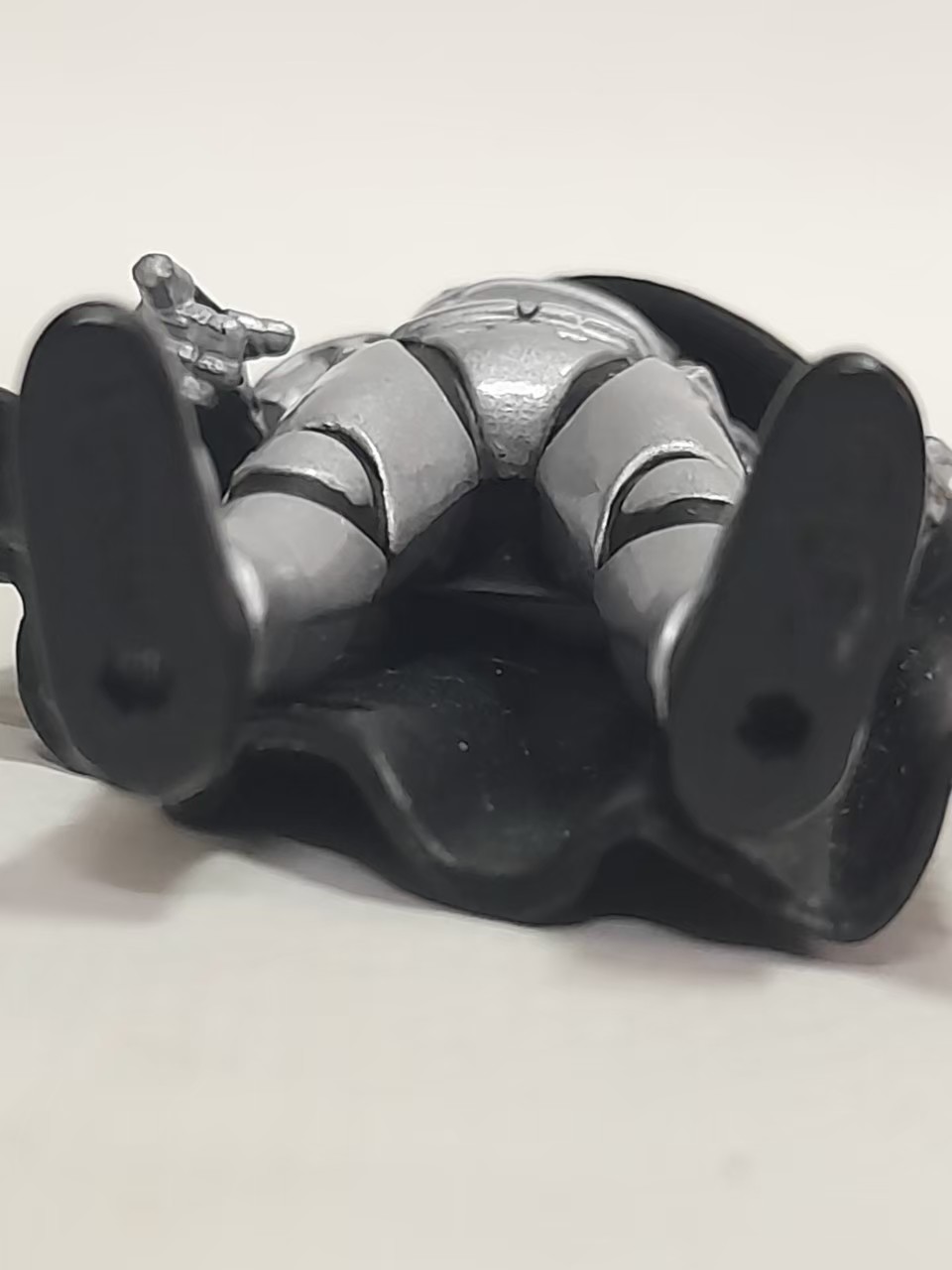 โมเดลฟิกเกอร์เหล็ก ผู้การฟาสม่า จาก star wars ep.7 ขนาดตามรูป มือสองสภาพดี สตาร์วอร์