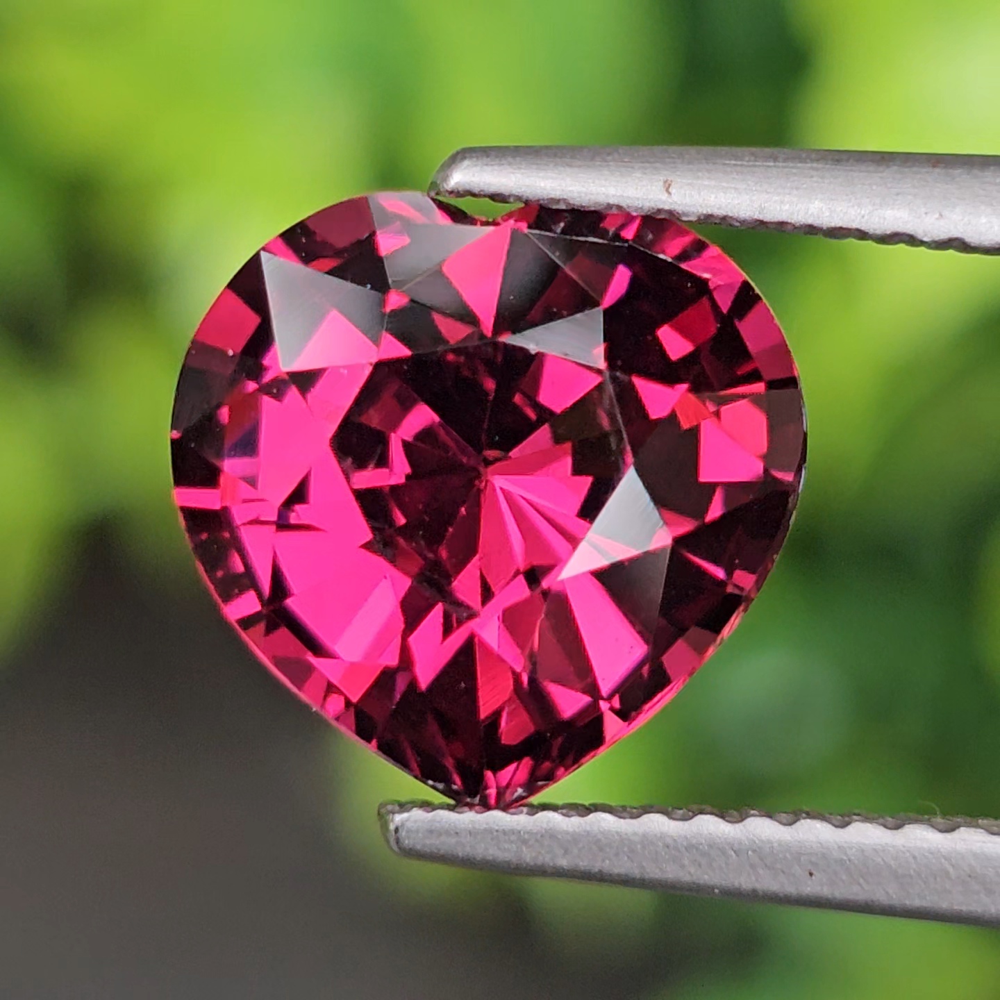 พลอย อุมบาไลต์ การ์เน็ต Umbalite Garnet 4.26 กะรัต (Cts.) ดิบ Unheated พร้อมใบเซอร์ AIG พลอยแท้ อัญมณีมงคลประจําวันเกิด เครื่องประดับพลอย