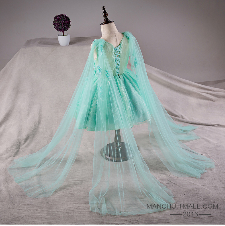 Pre-order ชุดราตรีเด็ก ชุดออกงาน ชุดกระโปรง สไตล์เจ้าหญิง แขนกุด กระโปรงฟูฟ่อง แต่งดอกไม้ เชือกผูกหลัง สำเนา