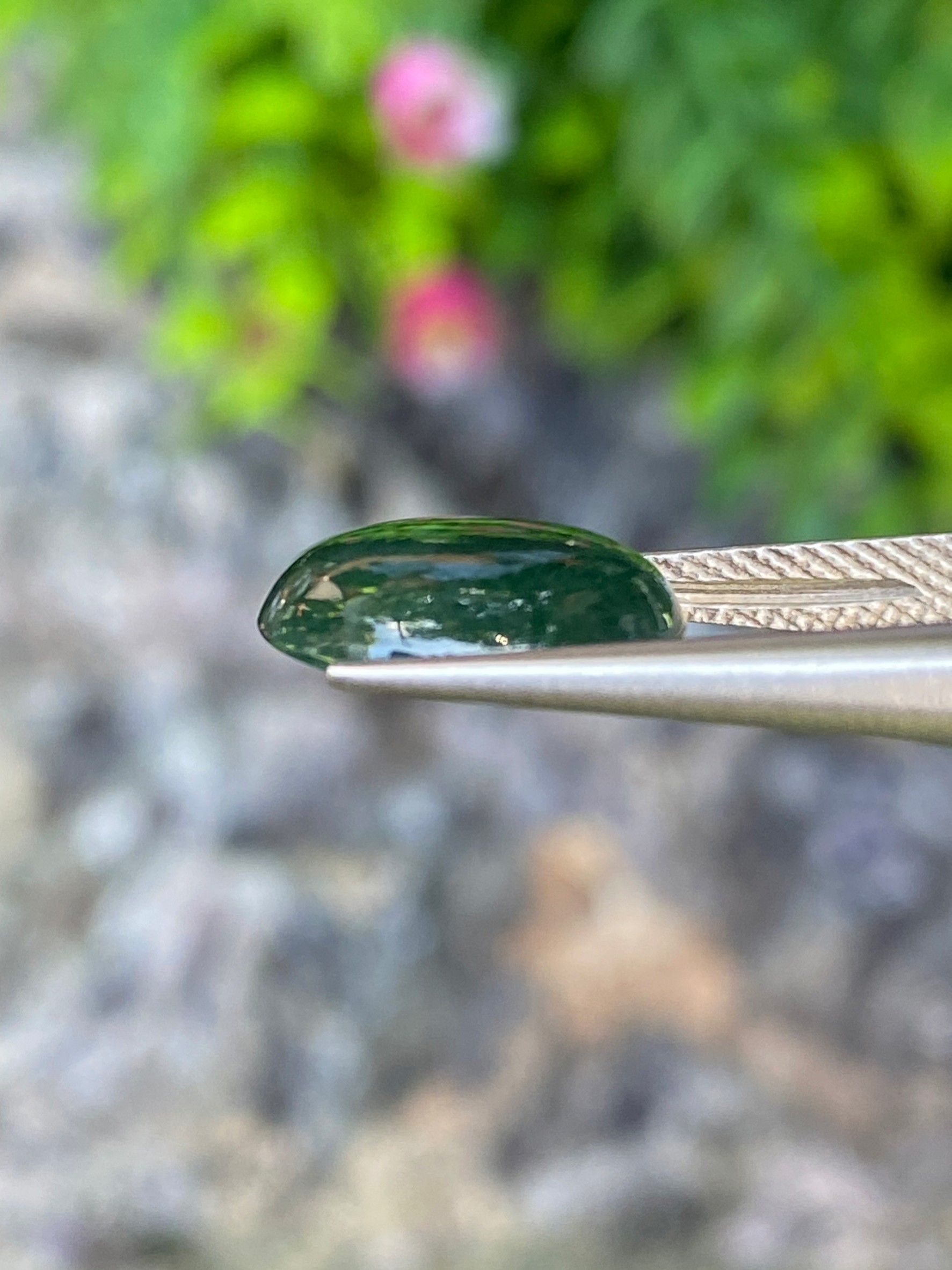 หยกพม่าเจียรนัย (Burmese jade ) 4.33 กะรัต หยกแท้ อัญมณีมงคลประจําวันเกิด เครื่องประดับหยก