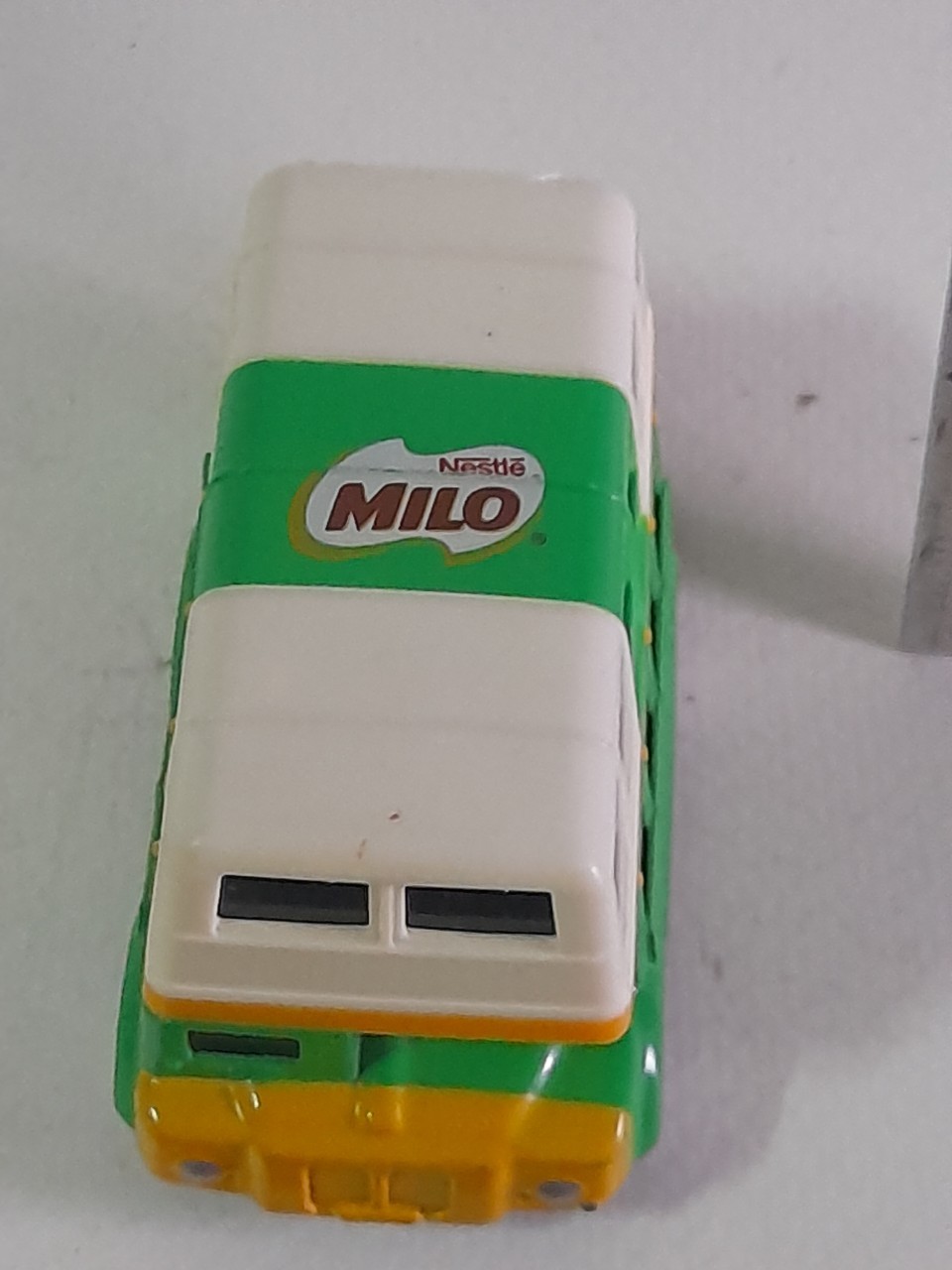 มีหลายภาพ โมเดลรถโรงเรียนไมโล ขนาดประมาณ5 ซม.