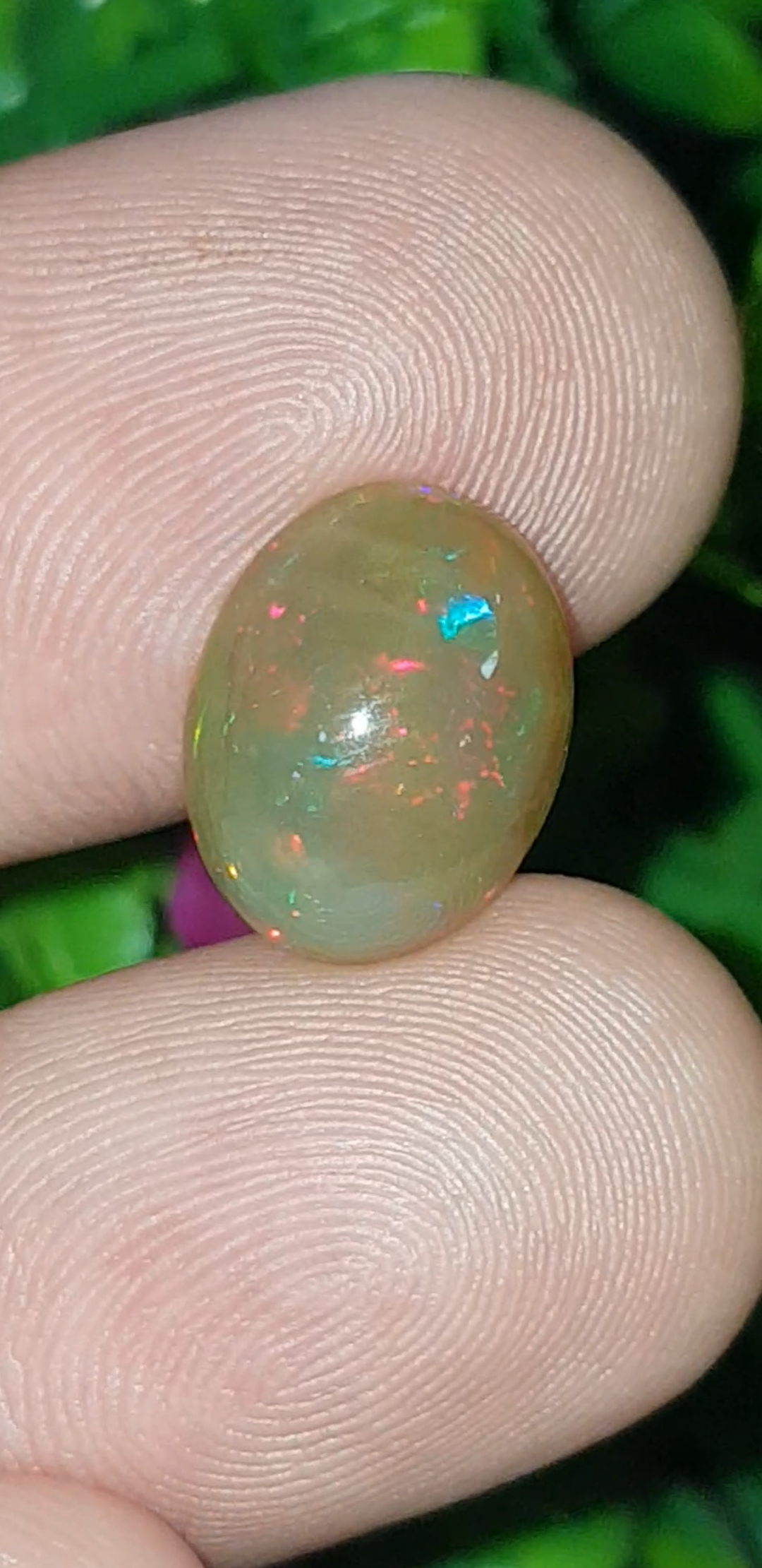 พลอย โอปอล Opal 3.84 กะรัต (Cts.) พลอยแท้ อัญมณีมงคลประจําวันเกิด เครื่องประดับพลอย