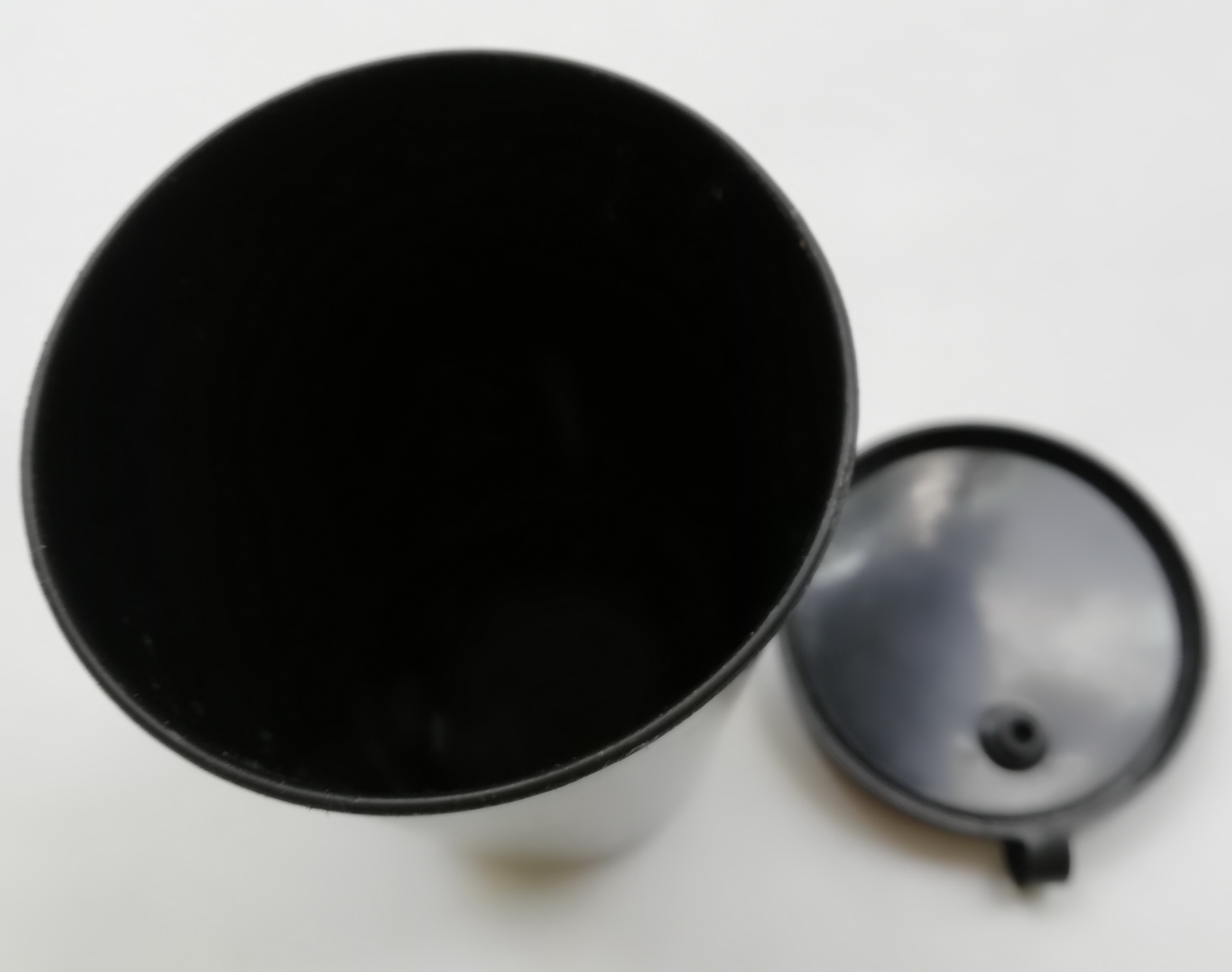 แก้วน้ำพลาสติกสีดำ ลายไฟโด้ ดีโด้ FIDO DIDO ของสะสมจาก7up ,NORMAL IS BORING