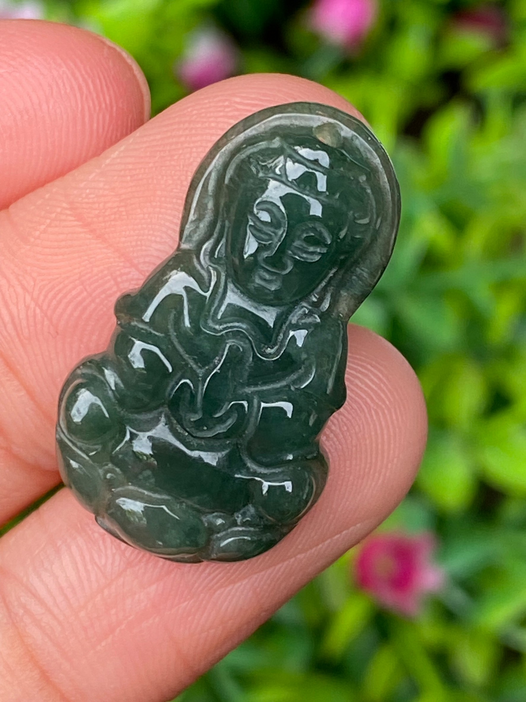 หยก แกะสลัก รูป พระเจ้าแม่กวนอิม (Burmese jadeite) 17.25 กะรัต (cts.) หยก พม่า แท้