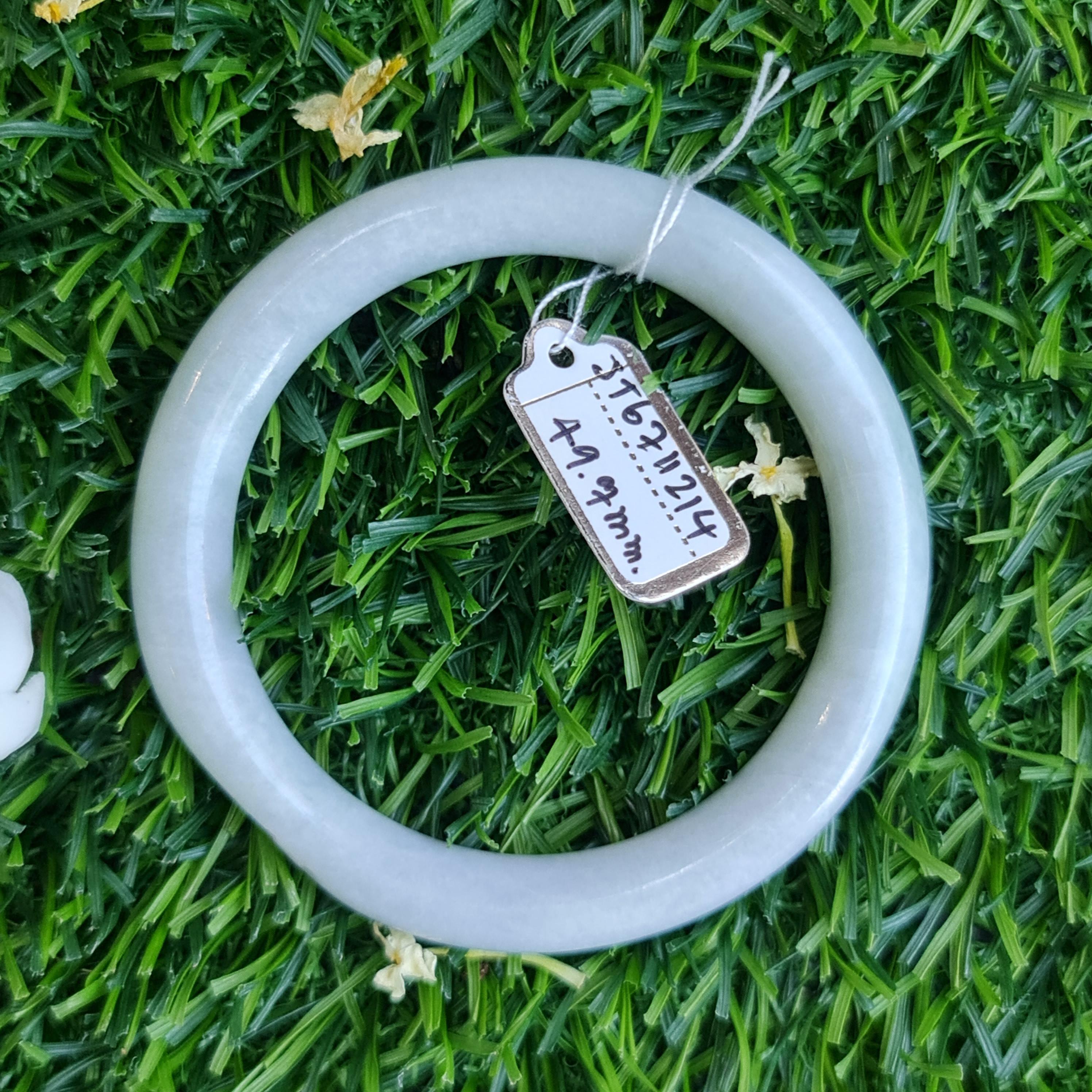 JT6711214 หยก พม่า แท้ Jade กำไลหยก 49.7 มม. (Jadeite bracelet) พม่า (Myanmar)