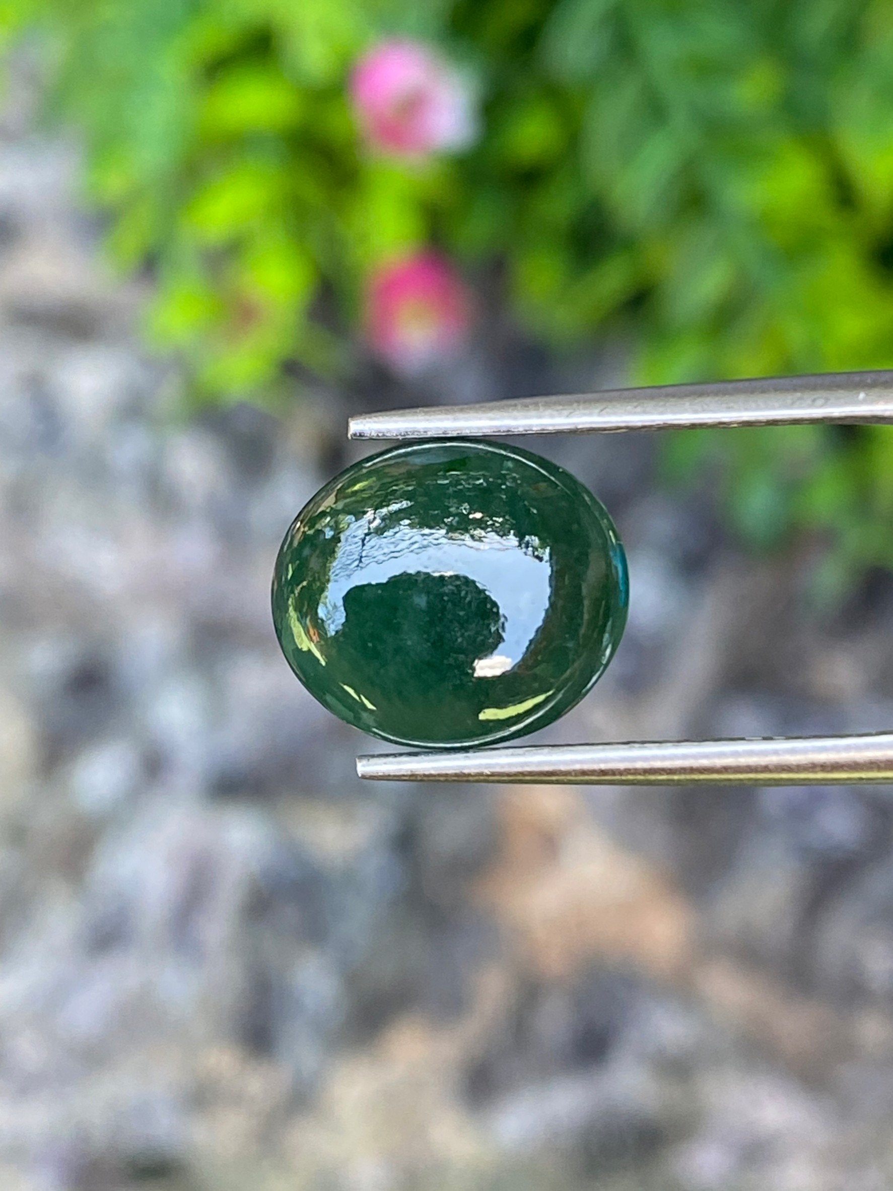 หยกพม่าเจียรนัย (Burmese jade ) 4.33 กะรัต หยกแท้ อัญมณีมงคลประจําวันเกิด เครื่องประดับหยก
