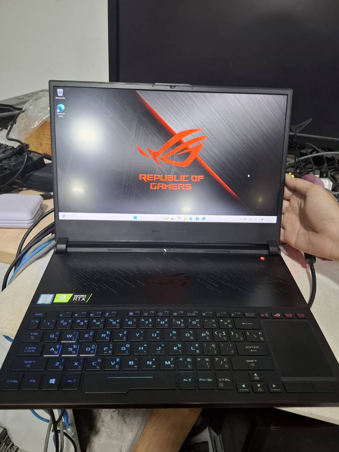 Asus Zephyrus S Gx531gw i7-8750H Ram 16GB m.2 512GB Rtx2070 8GB