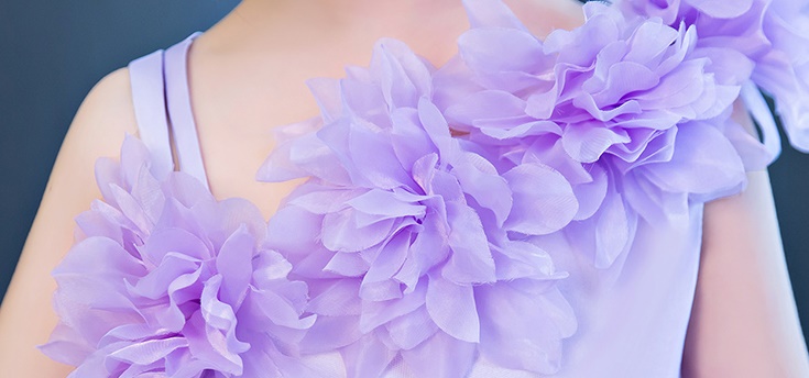 Pre-order ชุดราตรีเด็ก สีม่วง ไหล่เฉียง แต่งดอกไม้ ปักเลื่อมคาดเอว กระโปรงพองสวย ซิปหลัง