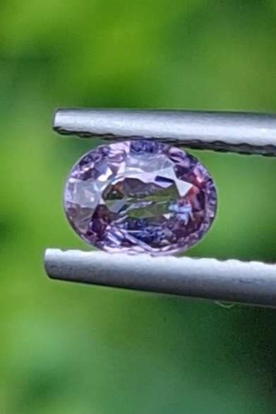 พลอย เพอเพิล แซฟไฟร์ สีม่วง Purple Sapphire ดิบ Unheated 0.45 กะรัต (Cts.) พลอยแท้ อัญมณีมงคลประจําวันเกิด เครื่องประดับพลอย