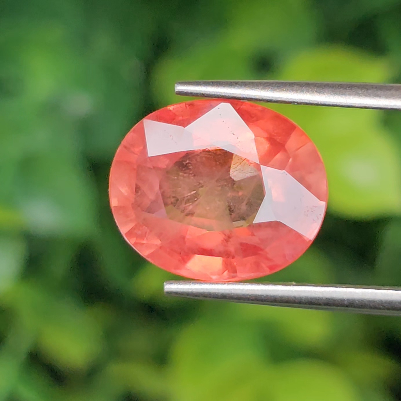 พลอย ออเรนจ์ แซฟไฟร์ Orange Sapphire 6.29 กะรัต (Cts.) พลอยแท้ อัญมณีมงคลประจําวันเกิด เครื่องประดับพลอย