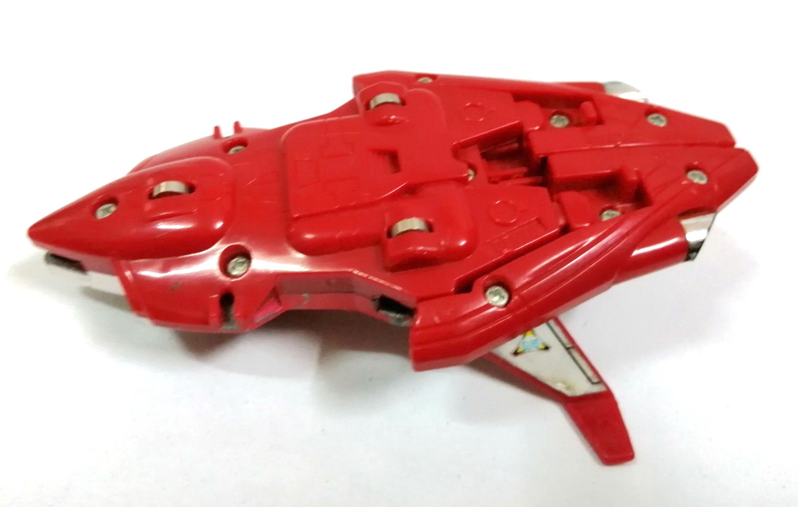 ของสะสม ยาน guts crimson dragon ยานรุ่นดัดแปลงสีเข้ม ของ TPC สาขายุโรป ตัวยานเน้นติดอาวุธหนัก แต่ไม่เคยปรากฏการใช้งานในซีรีย์ ตัวนี้เป็นเหล็กผสมพลาสติก ขนาดยาว 16-17ซม. งานเก่าเก็บมือสอง ผ่านการใช้งาน แต่ยังปรับเปลี่ยนแปลงสภาพได้ปกติ มีรอยถลอกหลายจุด สติ๊