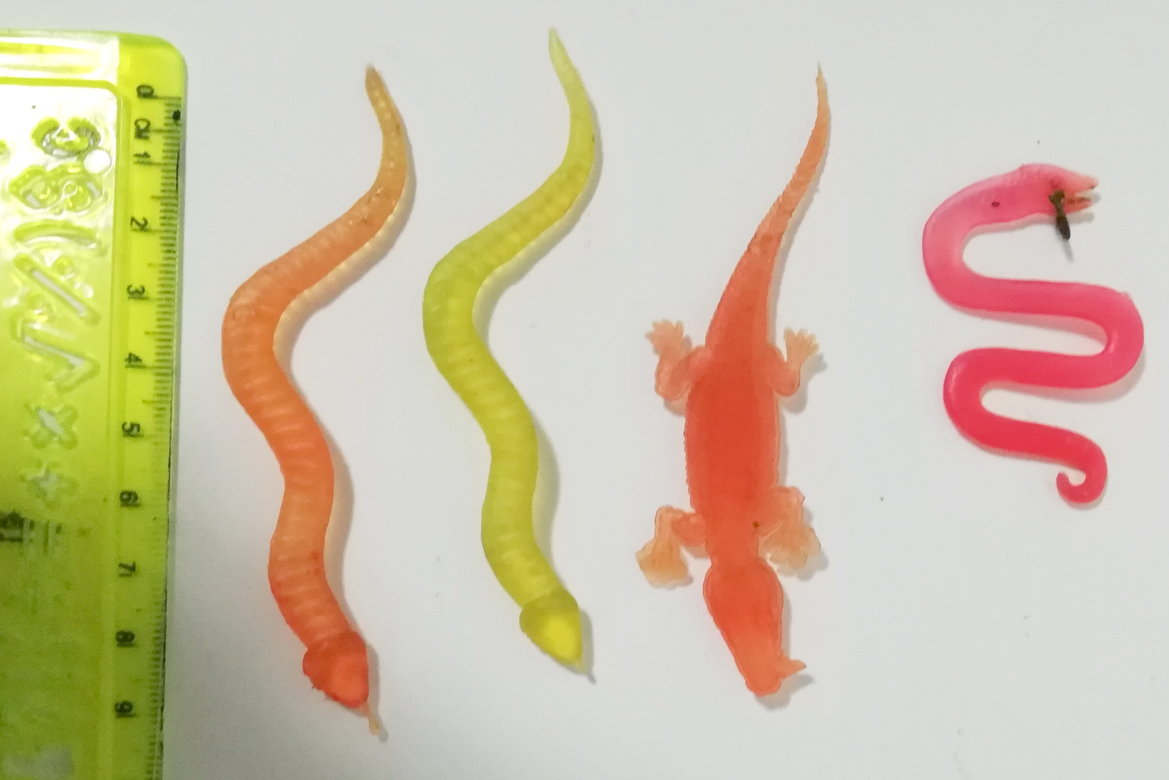 ของเก่าสะสม ตุ๊กตารูปสัตว์เซ็ท#1 งูยางขนาดเล็กตามภาพ