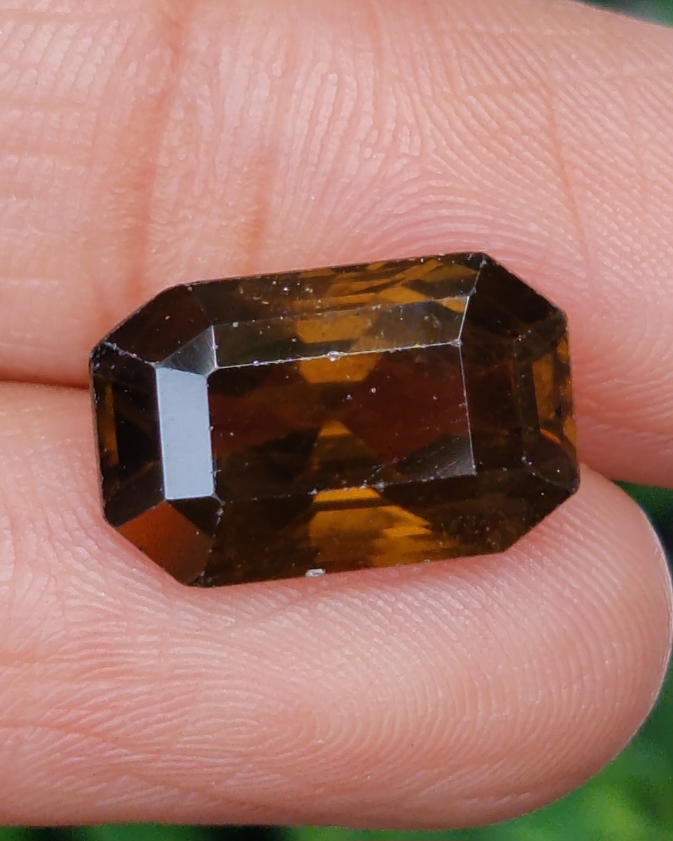 พลอย สโมกกี้ ควอตซ์ Smoky Quartz 9.39 กะรัต(Cts.) พลอยแท้อัญมณีมงคล ประจําวันเกิด เครื่องประดับพลอย