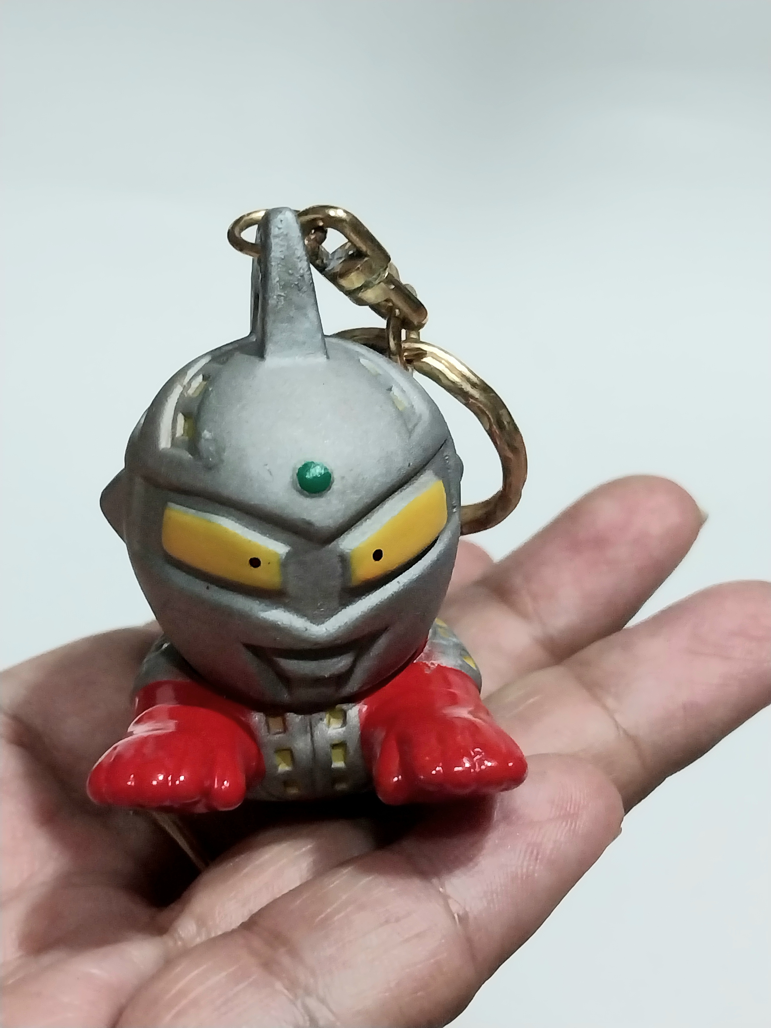 มีหลายภาพ,พวงกุญแจอุลตร้าเซเว่นบิน **มีรอยสิลอกบ้างตามภาพ