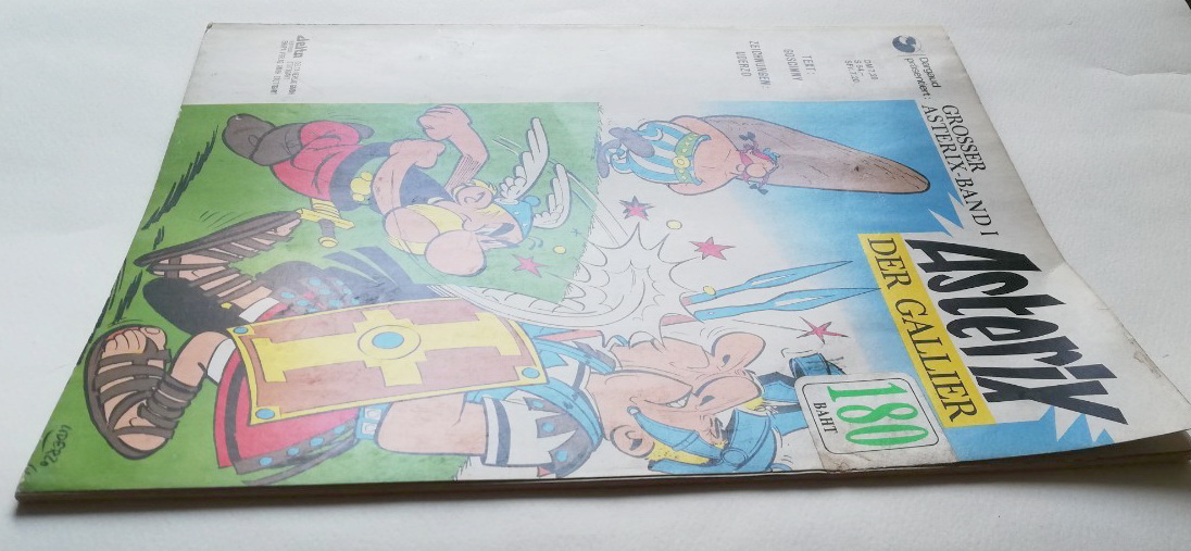 นิตยสารการ์ตูนภาษาเยอรมัน **สภาพเก่าเก็บ มีตำหนิบ้างตามภาพ ,GROSSERpräsentiert: ASTERIX-BAND I, Asterix Der Gallier