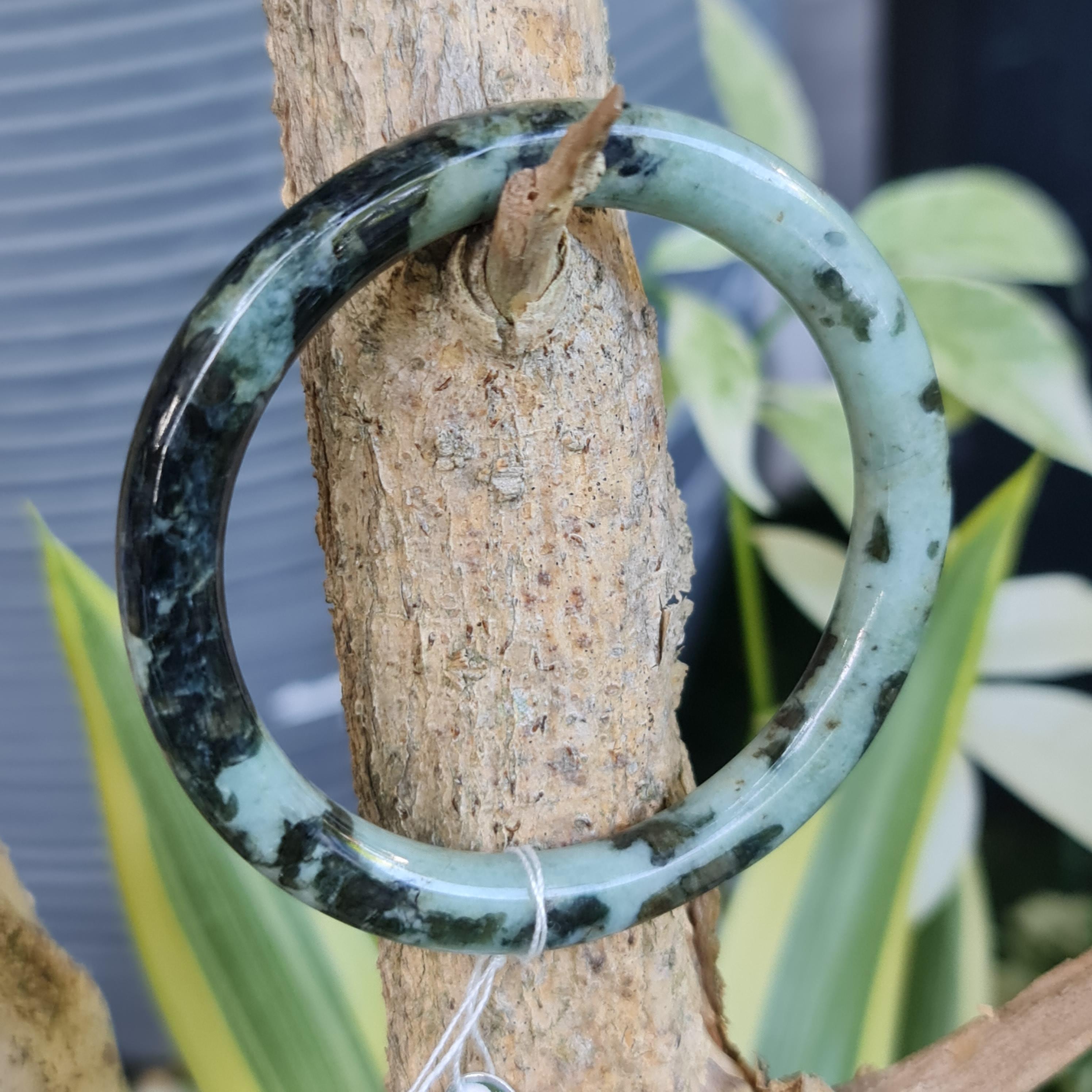 JB6711180 หยก พม่า แท้ Jade กำไลหยก 50.4 มม. (Jadeite bracelet) พม่า (Myanmar)