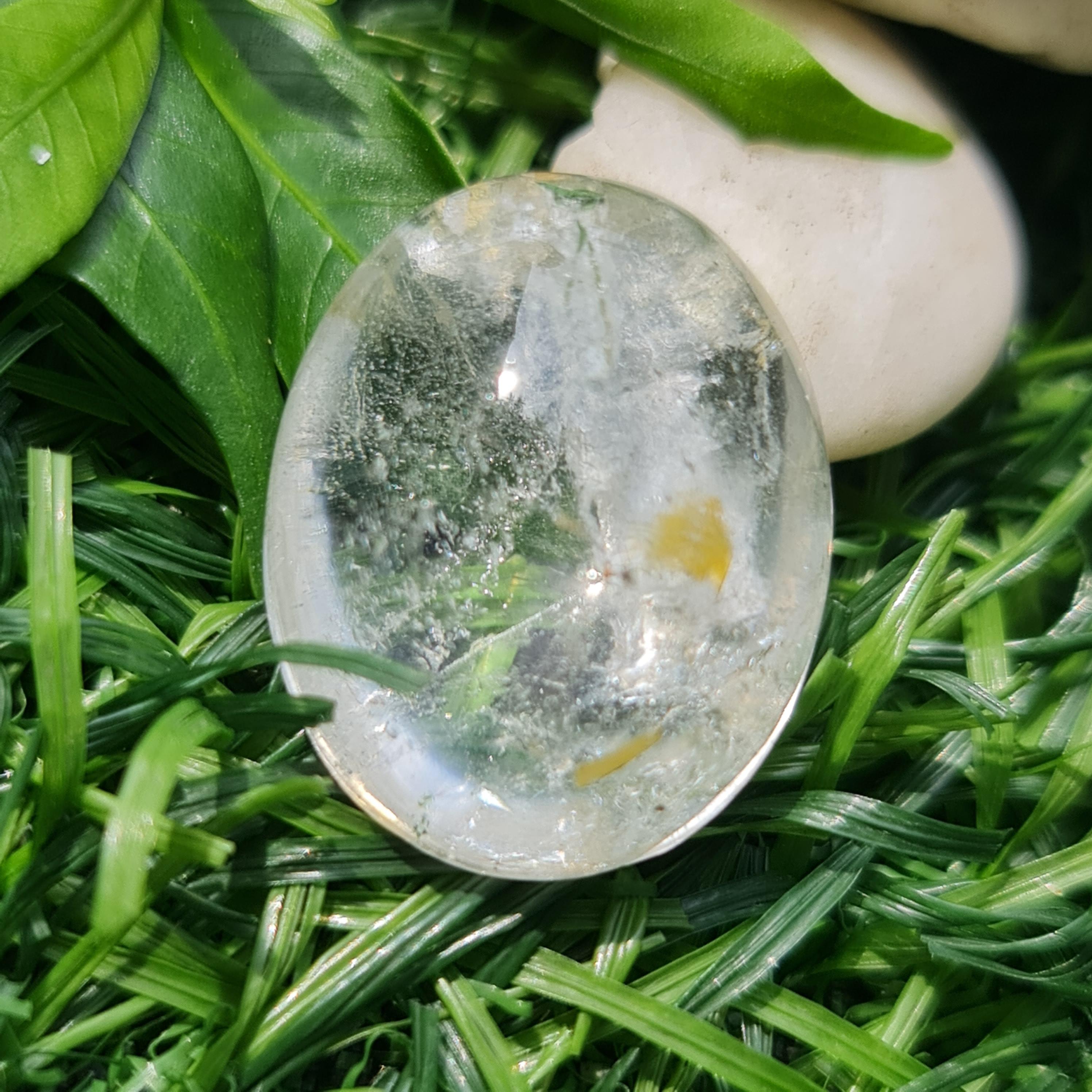 โป่งข่าม ควอตซ์ Rutilated Quartz 30.37 กะรัต Cts. พลอยแท้ อัญมณีมงคลประจําวันเกิด เครื่องประดับพลอย